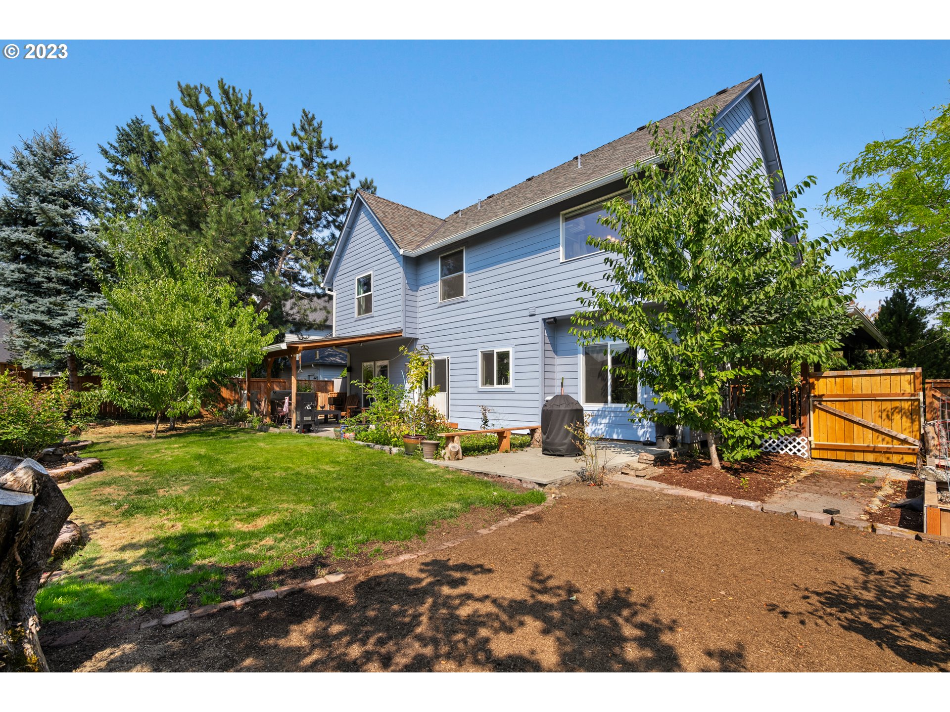 18013 NE 27th St, Vancouver, WA 98684