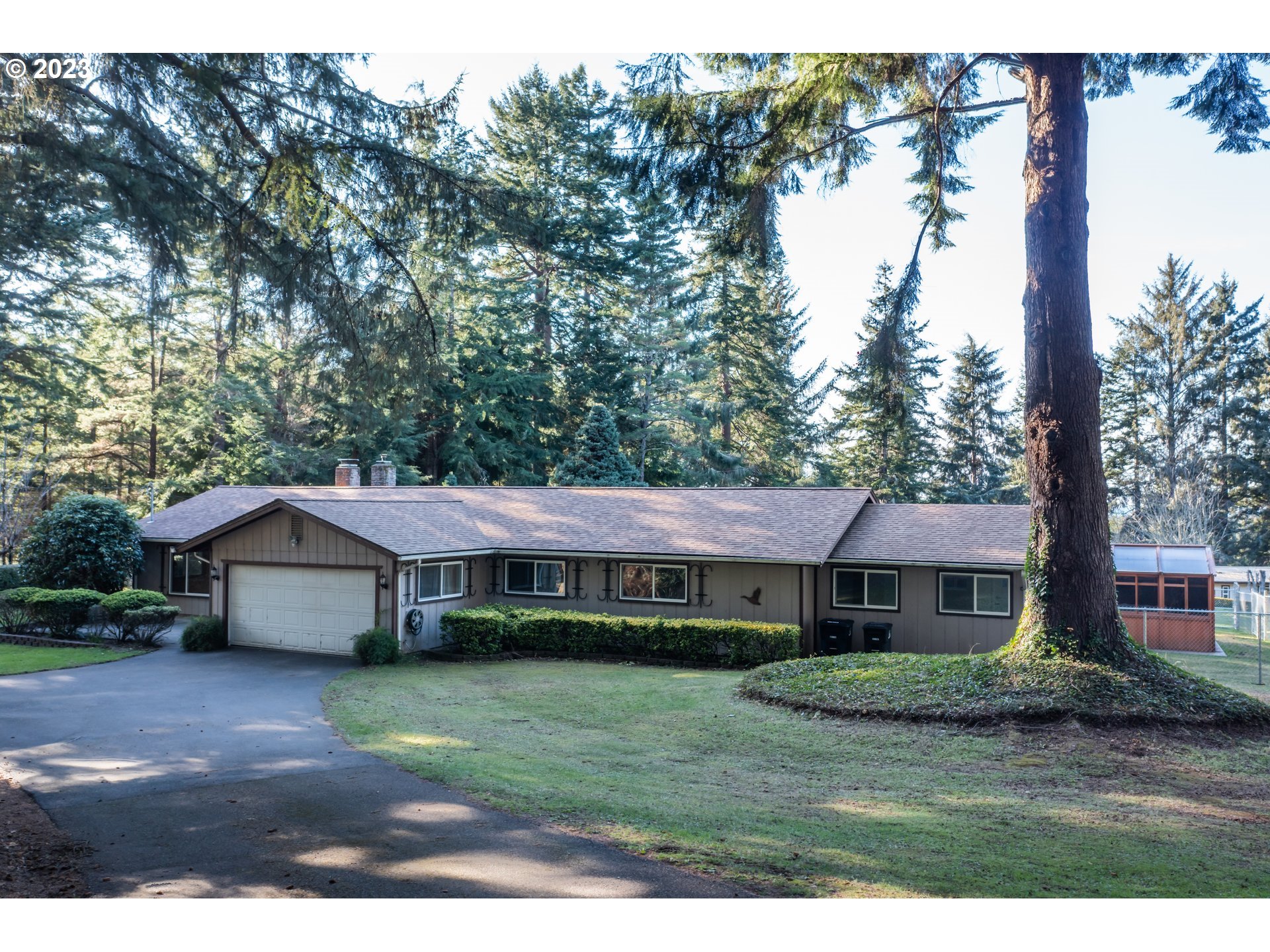 68384 TIOGA DR, North Bend, OR 97459