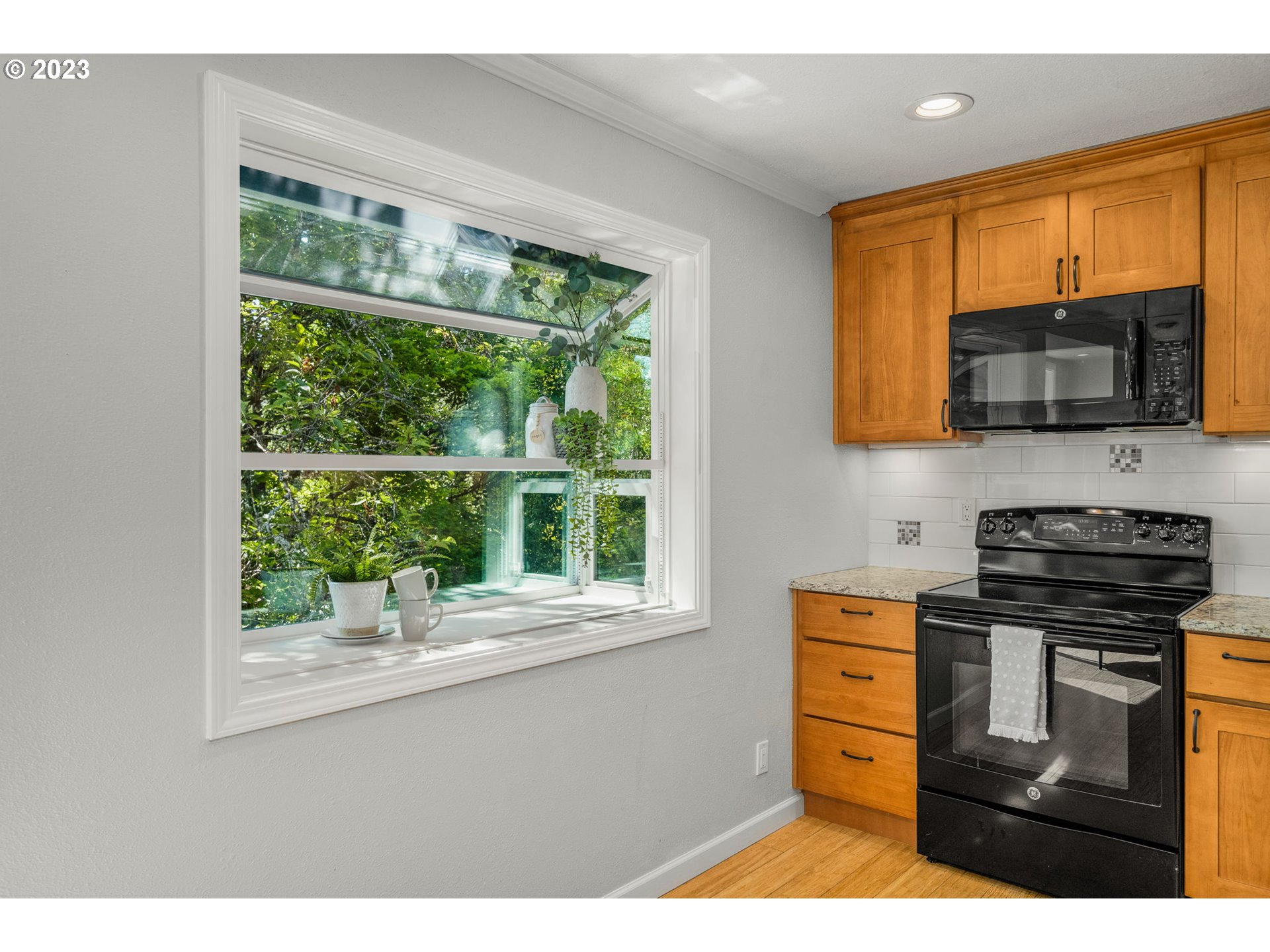 Photo #6: 23209241 Listing 