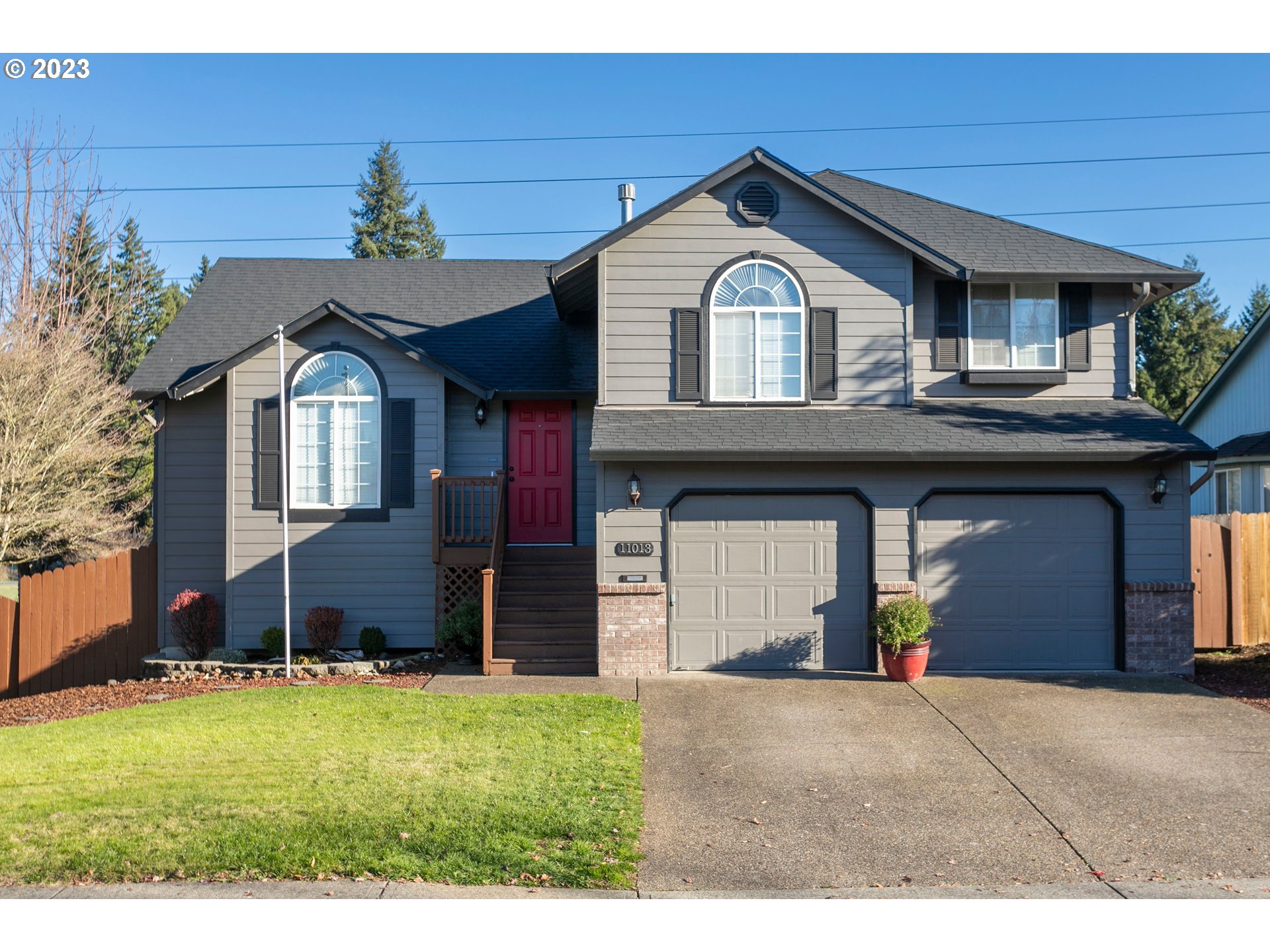 11013 NE 38th Ave, Vancouver, WA 98686