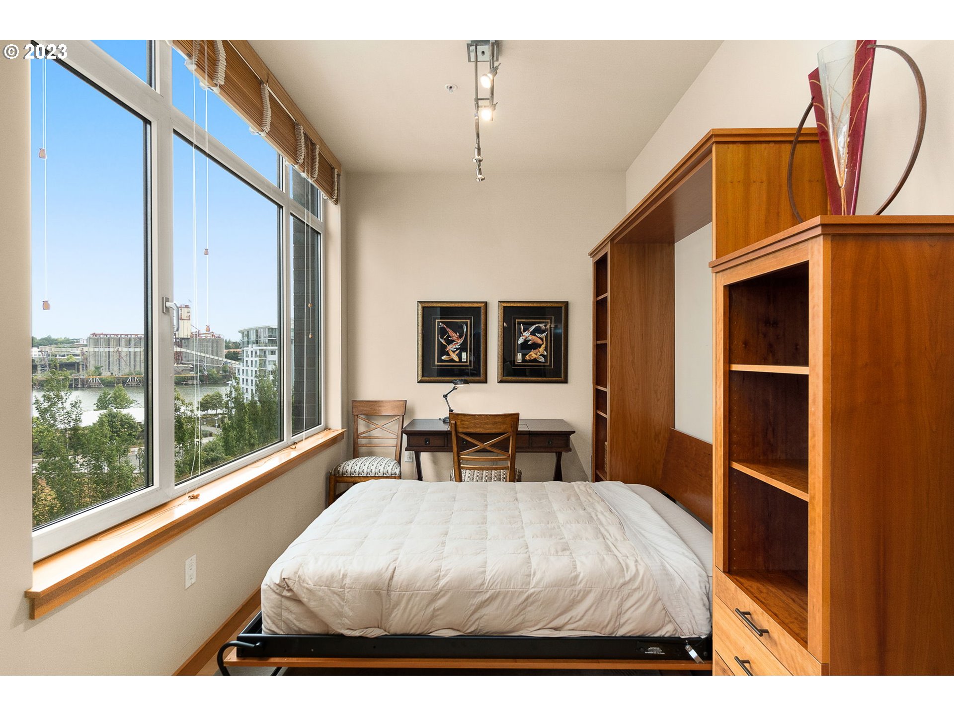 Photo #2: 23210100 Listing 