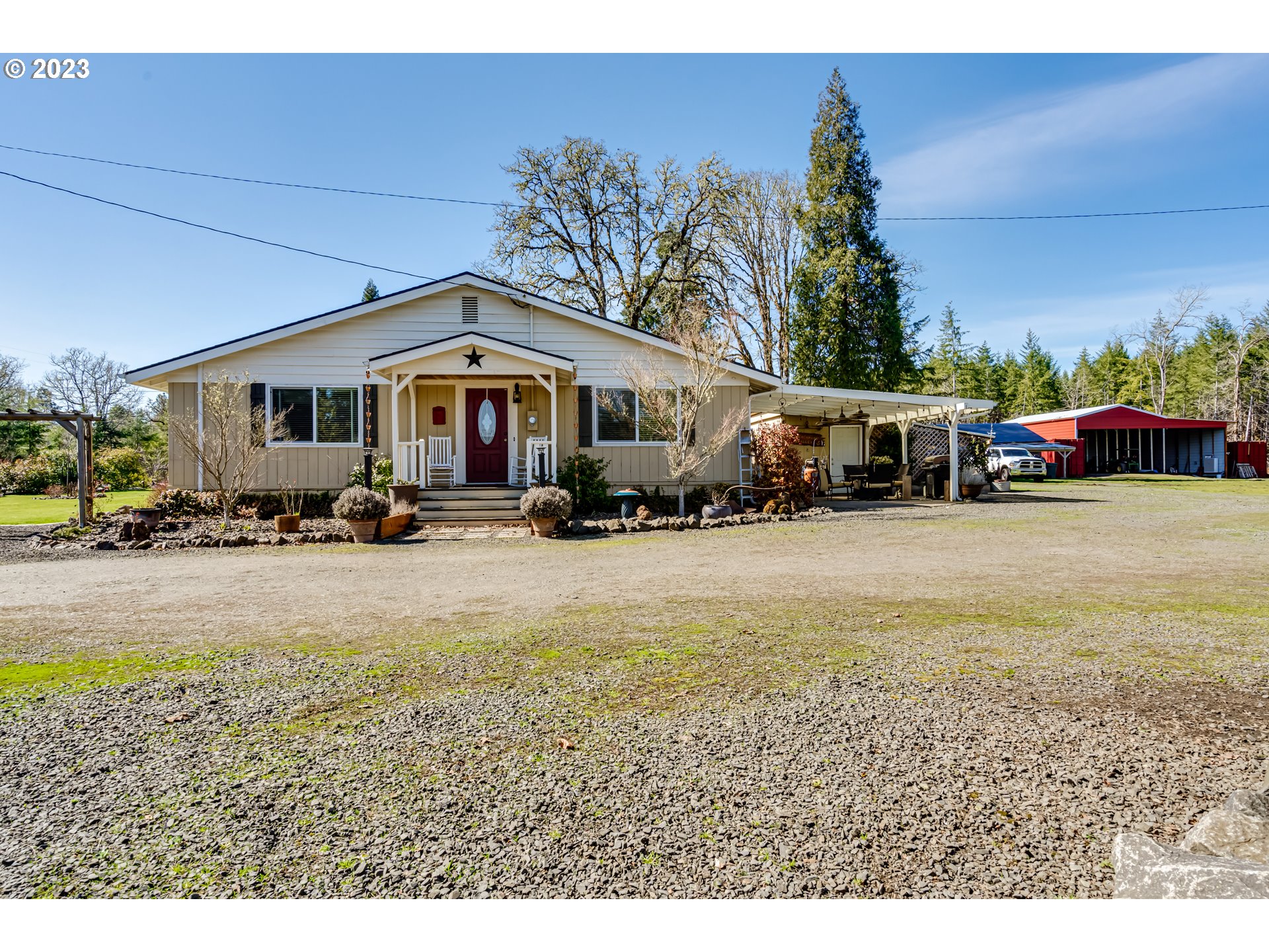 24589 WARTHEN RD, Elmira, OR 97437