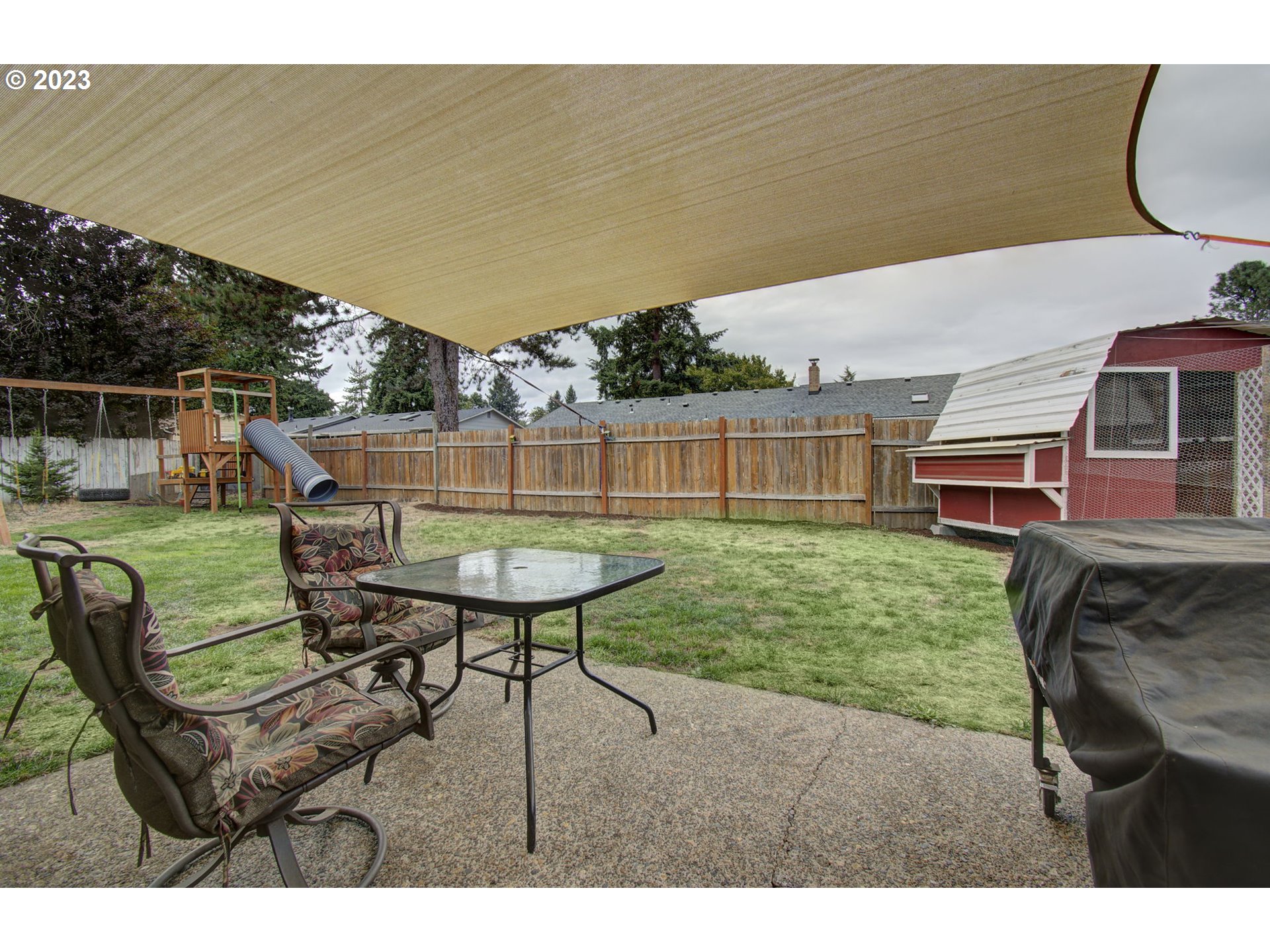 8418 NE Burton Rd, Vancouver, WA 98662