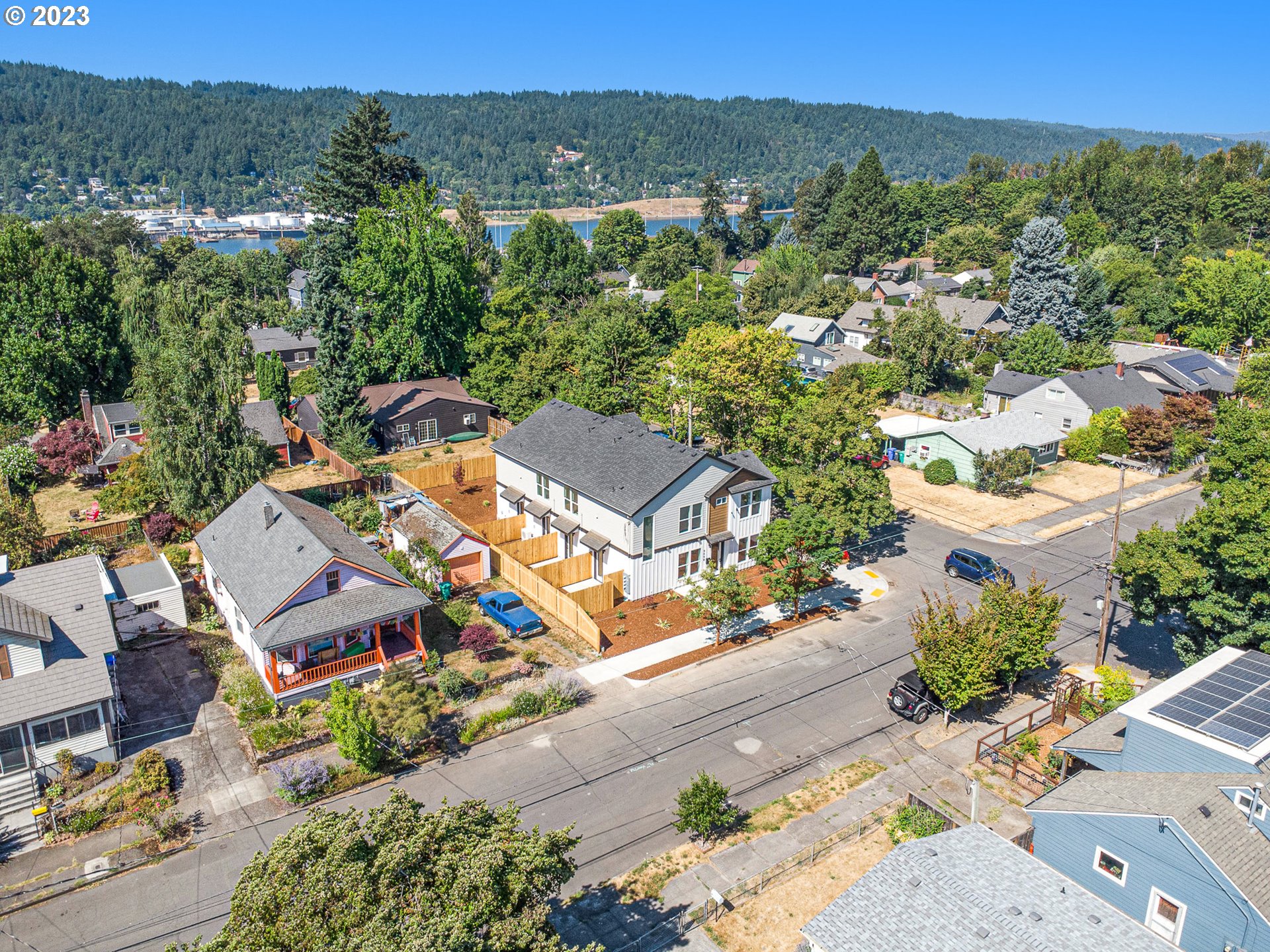 Photo #4: 23223214 Listing 