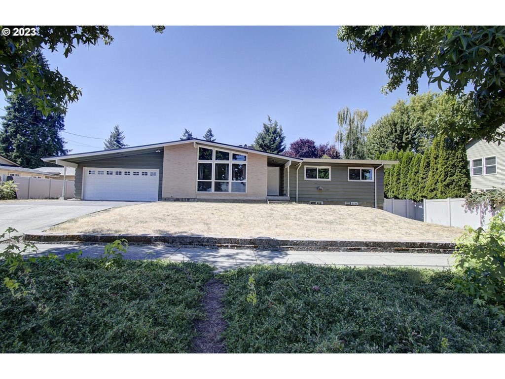 10404 NE 94th Ave, Vancouver, WA 98662