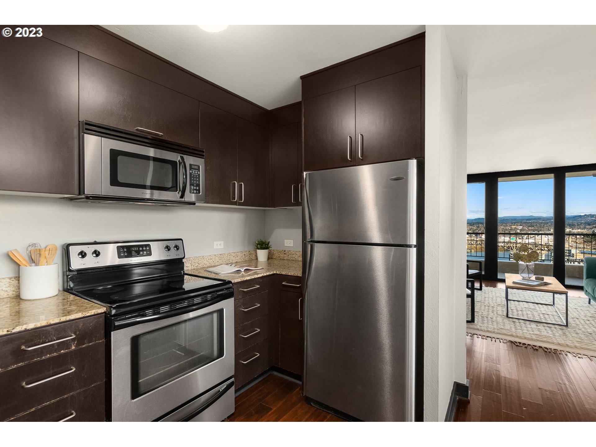 Photo #11: 23226961 Listing 