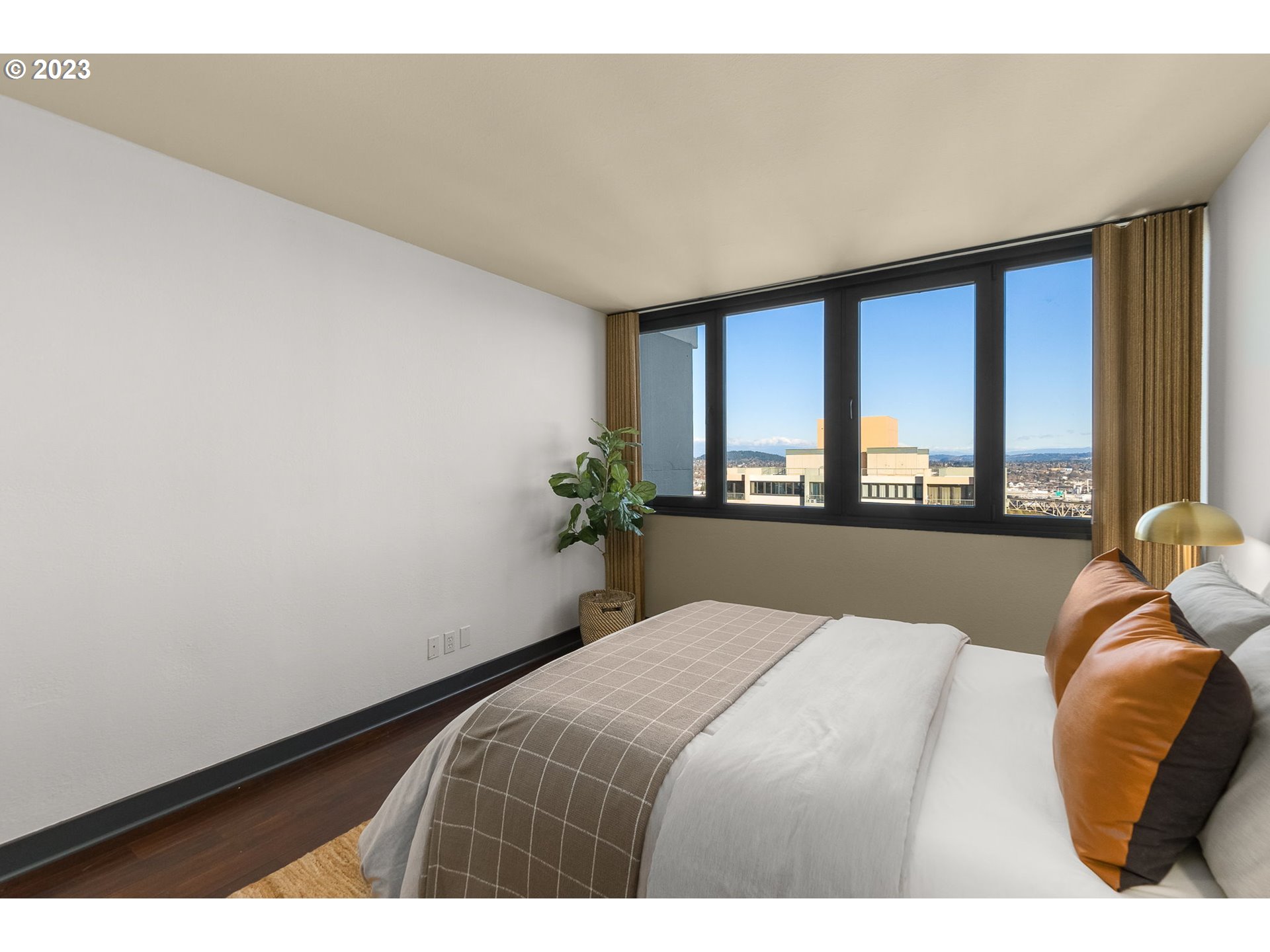 Photo #15: 23226961 Listing 
