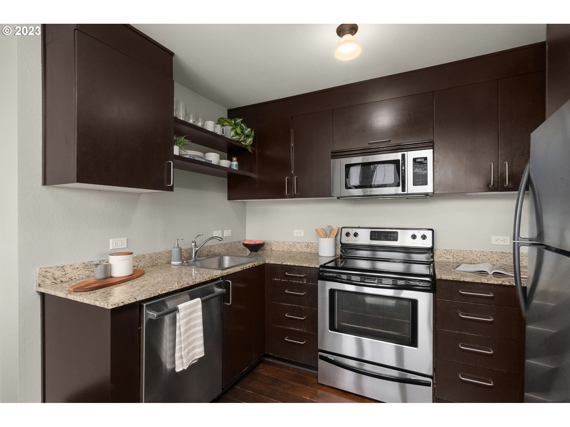 Photo #9: 23226961 Listing 