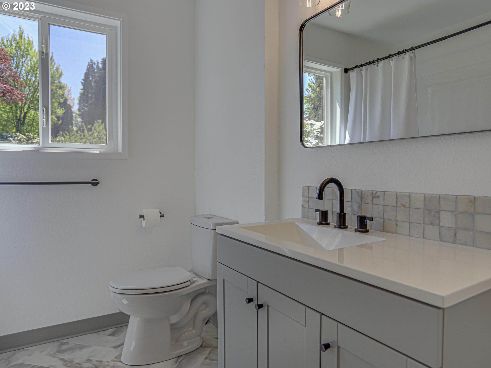 Photo #3: 23230797 Listing 