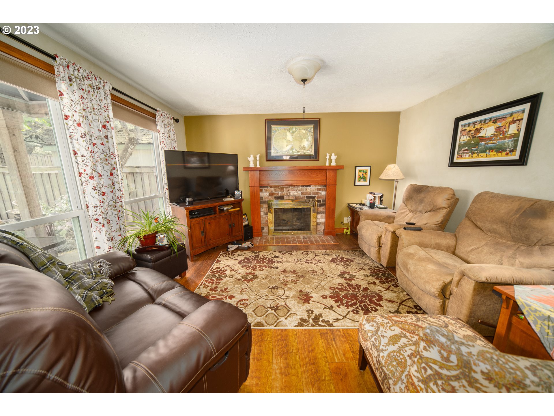 9131 SW Hill ST Tigard, OR 97223