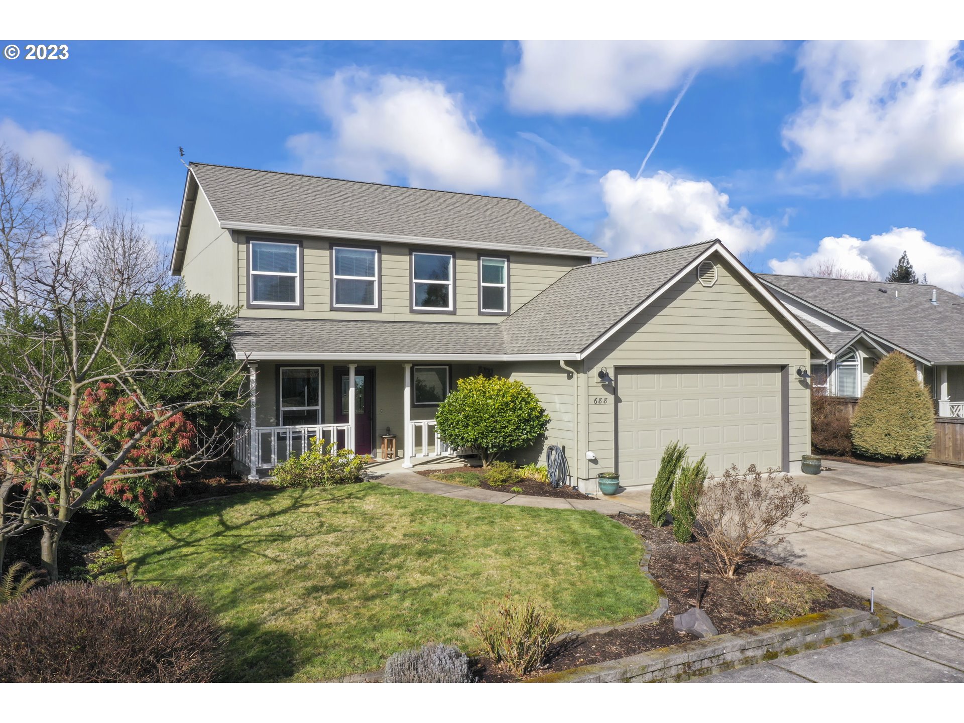 Beautifully maintained & upgraded home on market for 1st time. Main floor office currently set up as salon w/sink could be used as office, den or ?. 2019: New 50 year roof. Granite countertops, wood & tile floors throughout downstairs, central vacuum. 2021: a detached 192sqft insulated & heated studio/workshop/bedrm that has 50 amp 240V electric circuit & cold water plumbed. Backyard is gardener's delight with raised beds w/drip irrigation, greenhouse & koi pond w/water feature. RV Parking.