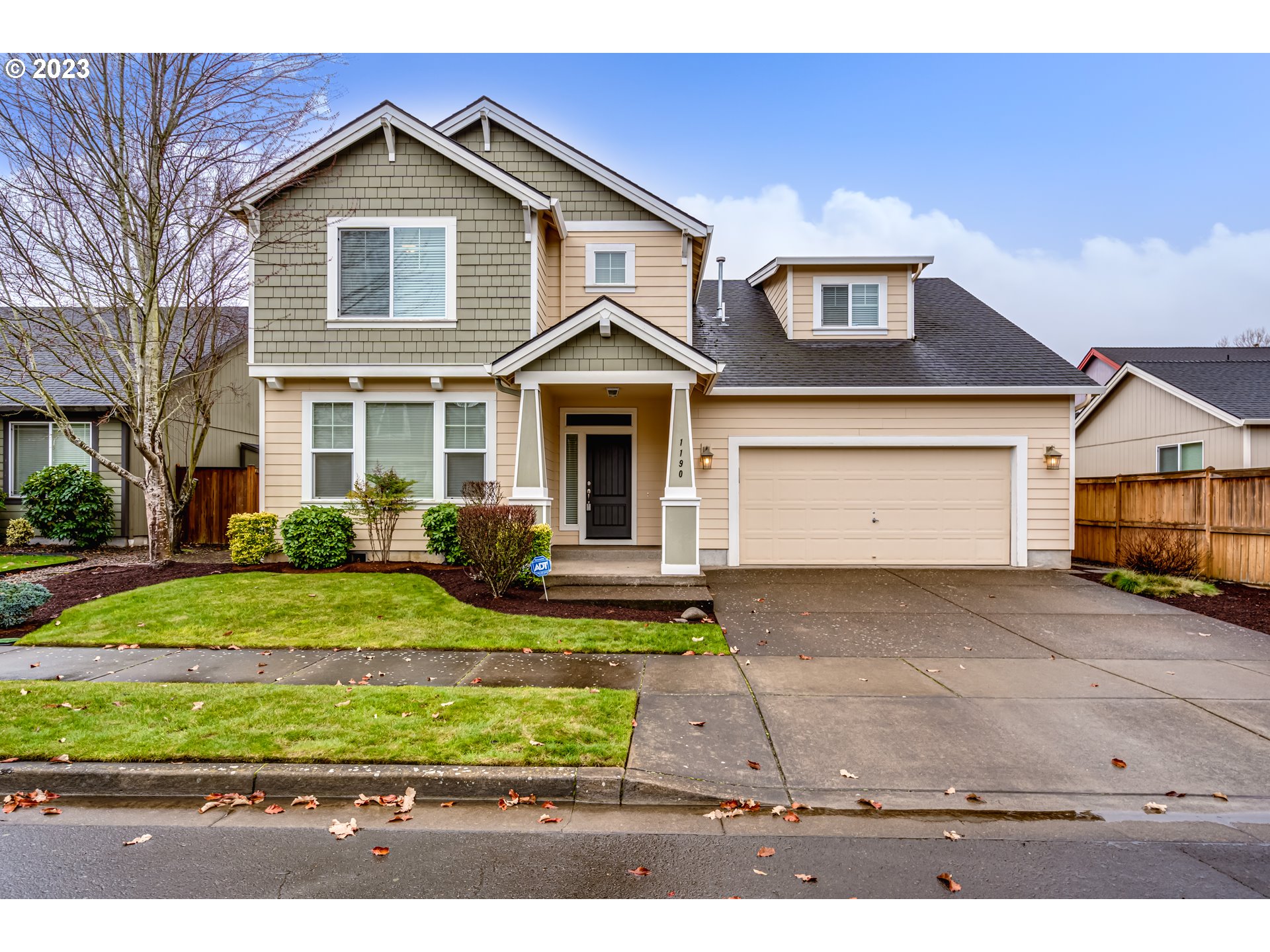 Looking for a spacious, flexible floorplan in a well maintained, newer neighborhood?  This lovely home offers formal and informal space, large rooms, great flow and an abundance of windows. Large 4th bed or flex space, 3 car tandem style garage, covered back patio w stamped concrete and nice privacy in backyard.  This home has so many options and lovely details throughout.