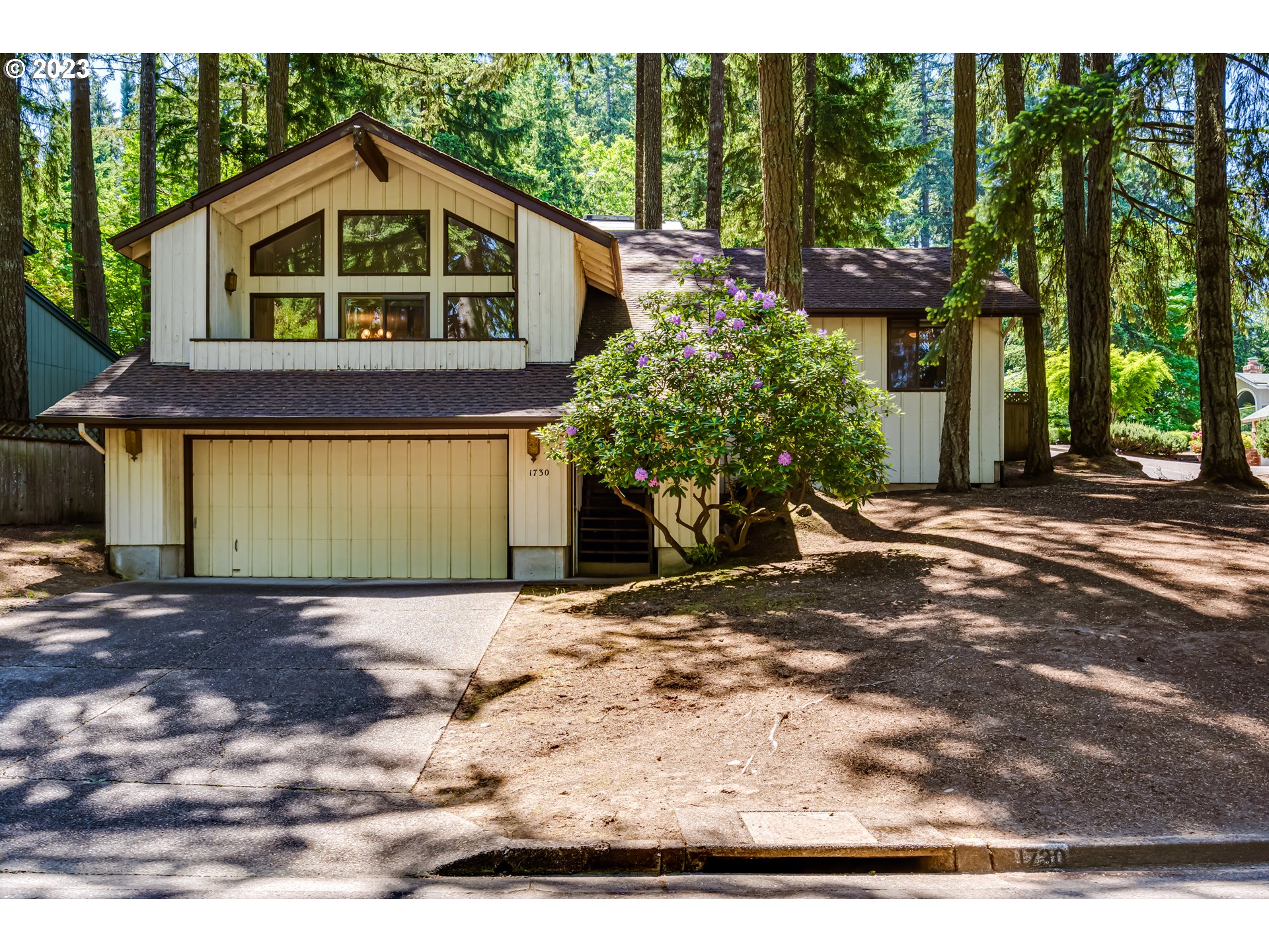 1730 CAMEO DR, Eugene, OR 97405