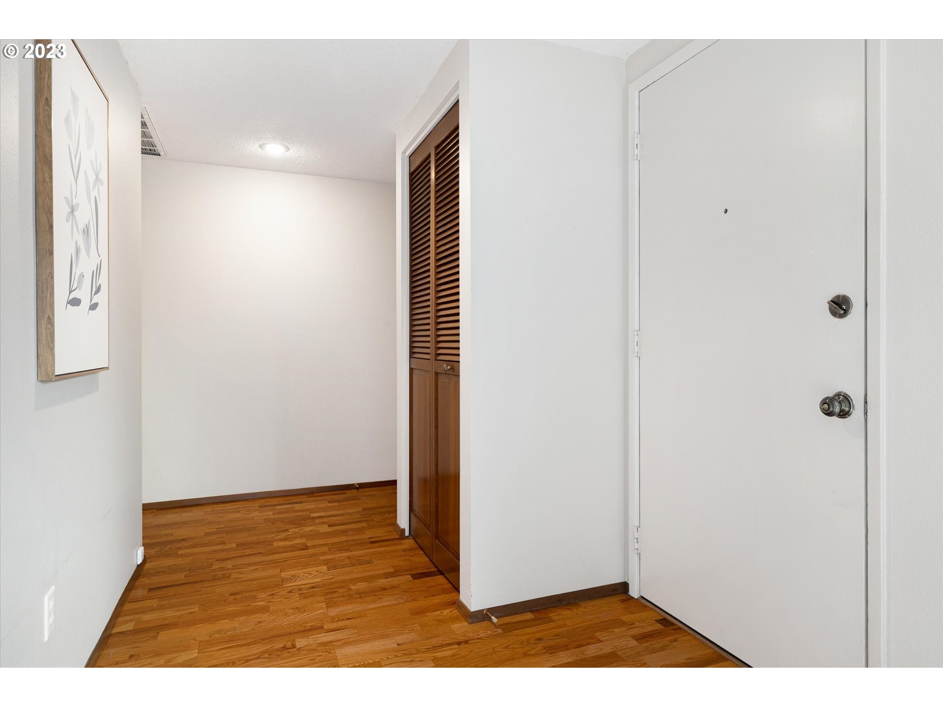 10575 SW CENTURY OAK DR Portland, OR 97224