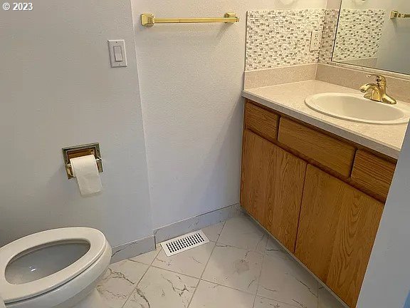 Photo #4: 23248135 Listing 