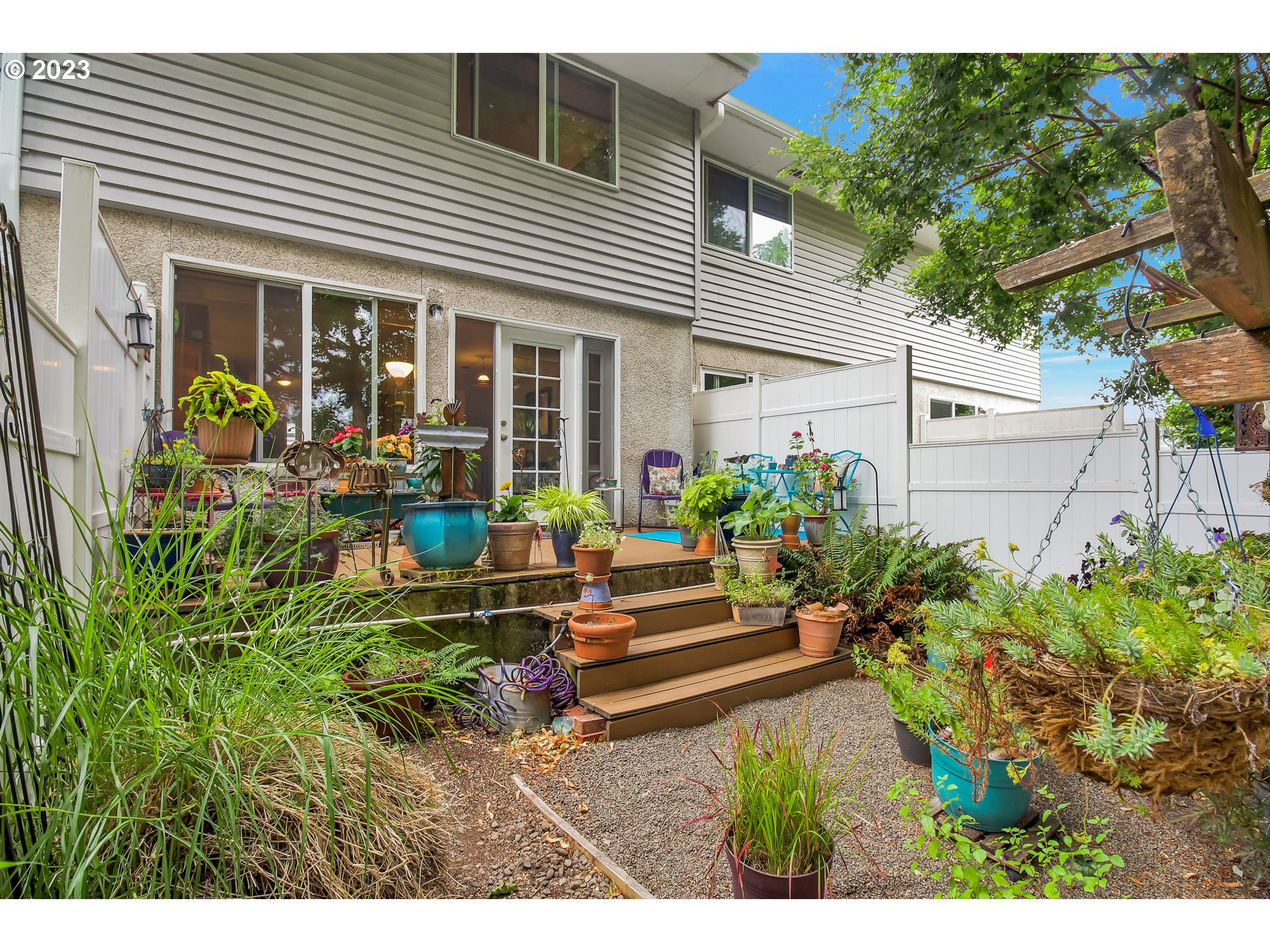 Photo #4: 23250382 Listing 