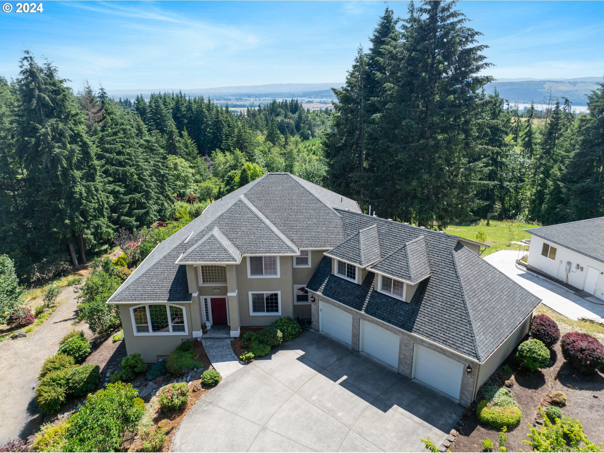 173  Upland Dr, Woodland, WA 98674