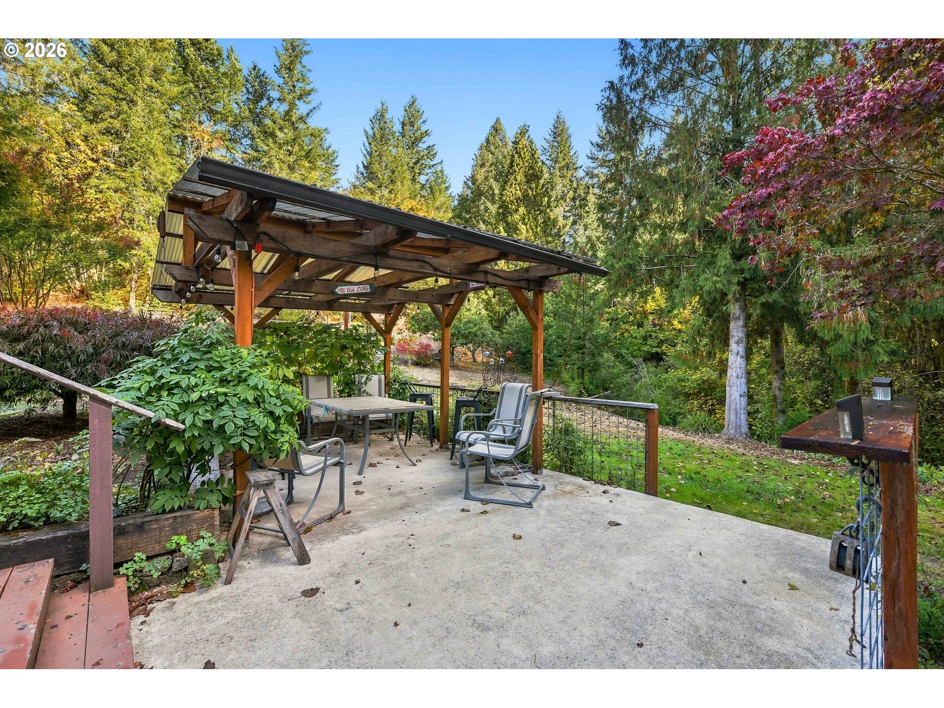 51256 SALMON GULCH RD, Myrtle Point, OR 97458