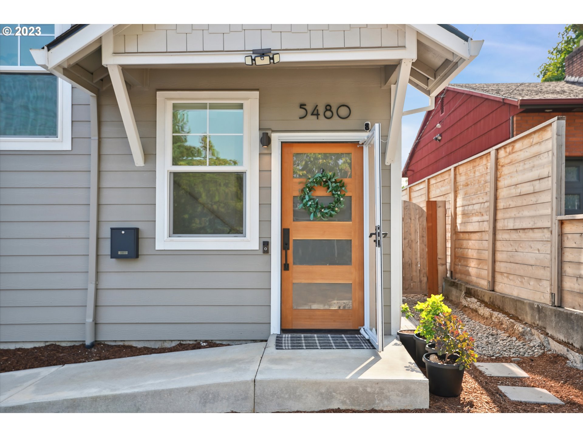 More Details about MLS # 23276894 : 5480 NE CESAR E CHAVEZ BLVD