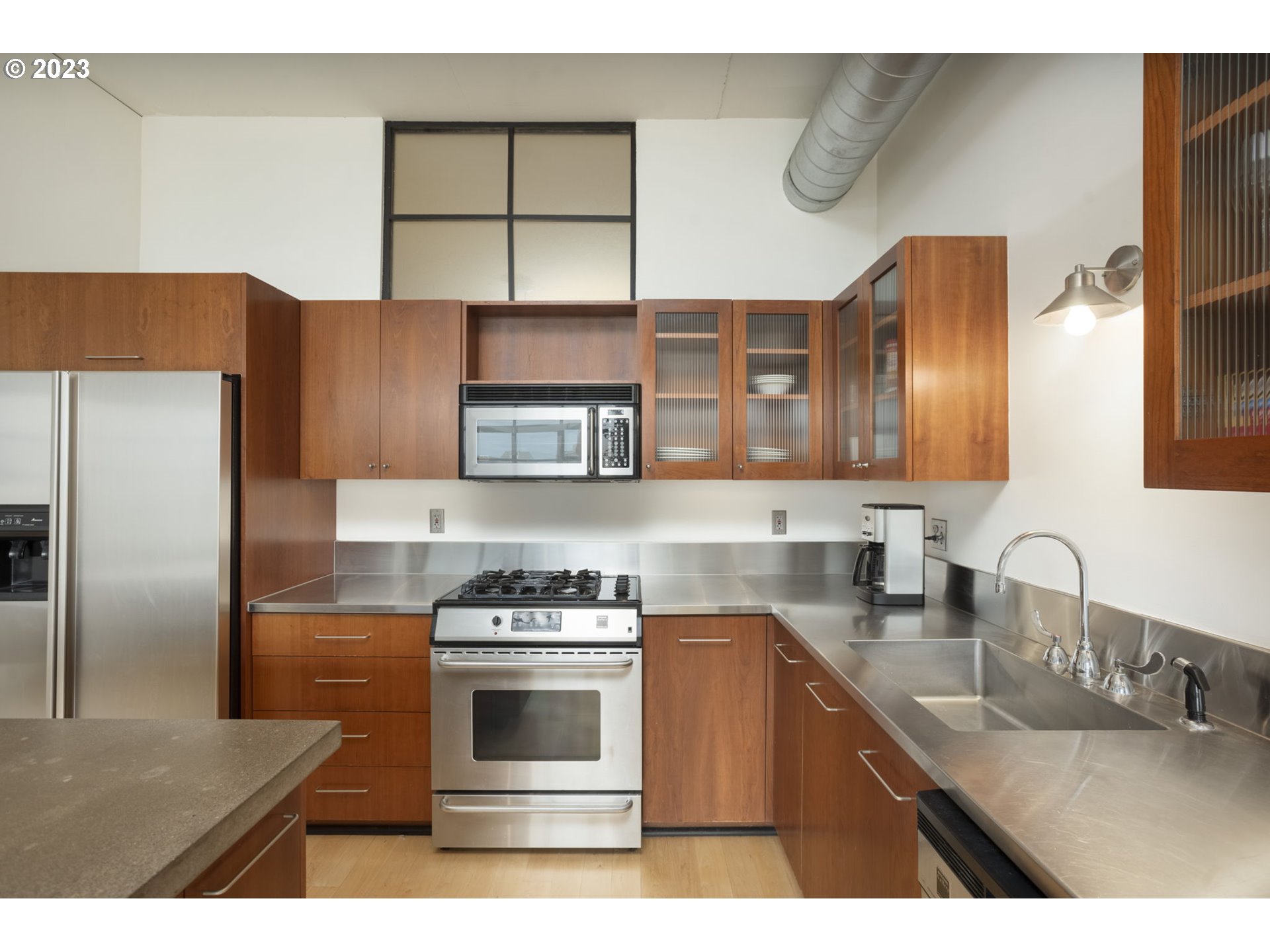 Photo #6: 23280637 Listing 