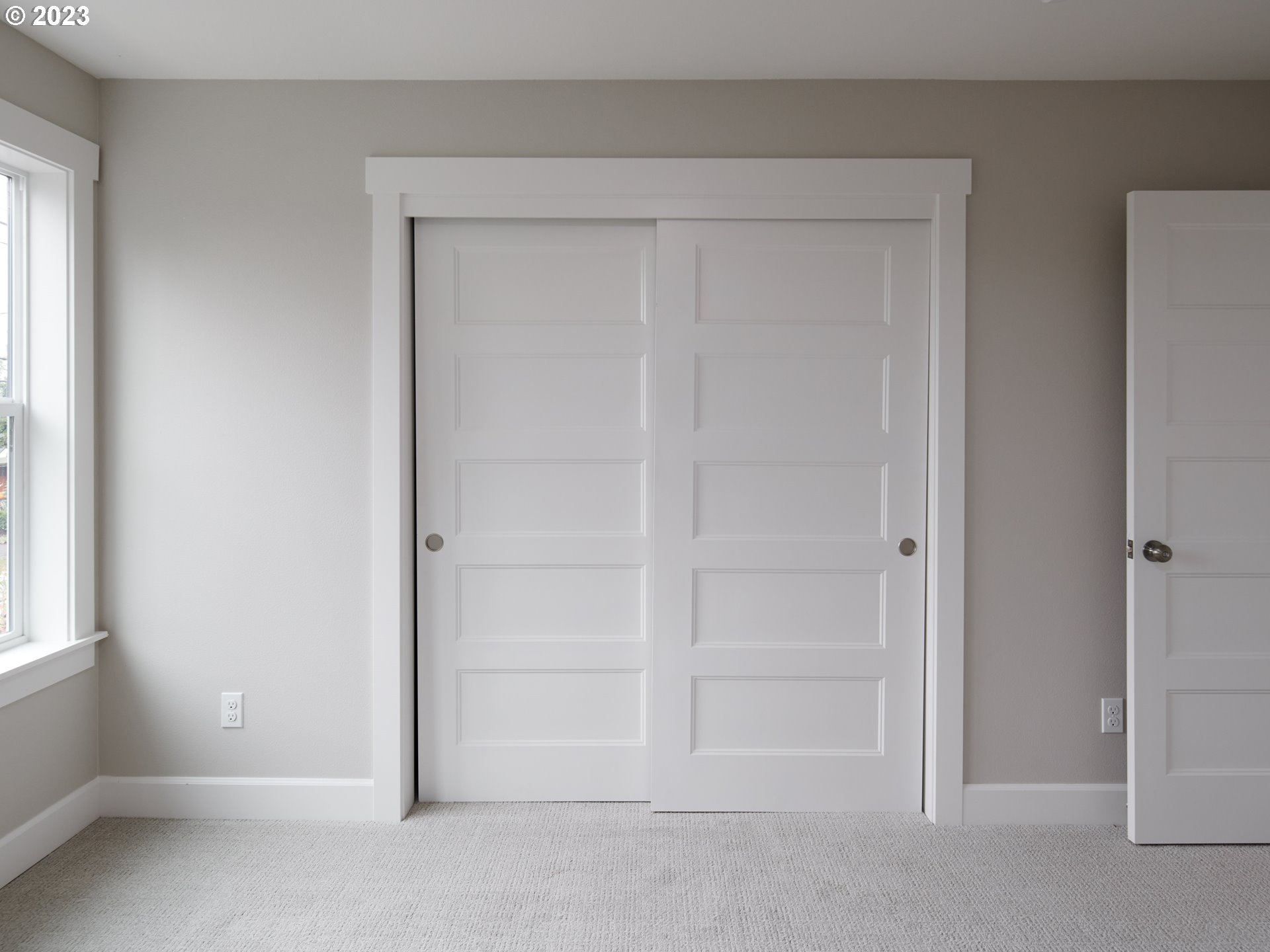 Photo #3: 23284839 Listing 