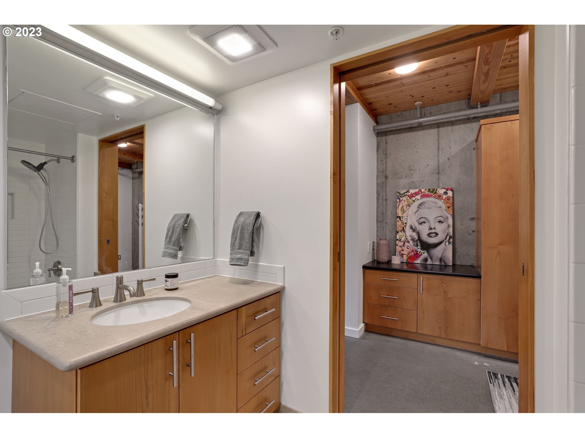 Photo #4: 23285954 Listing 