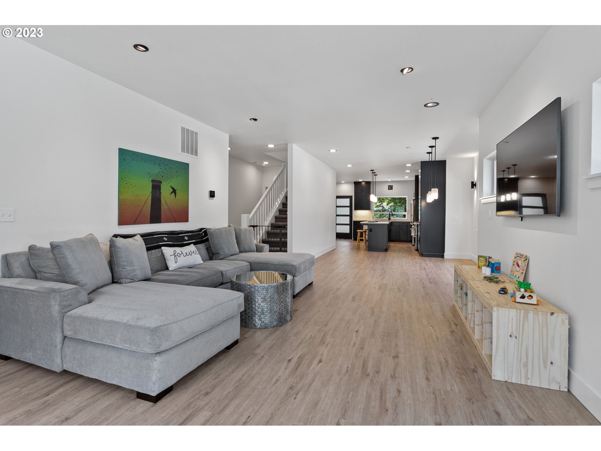 2723 SE 74TH AVE Portland, OR 97206