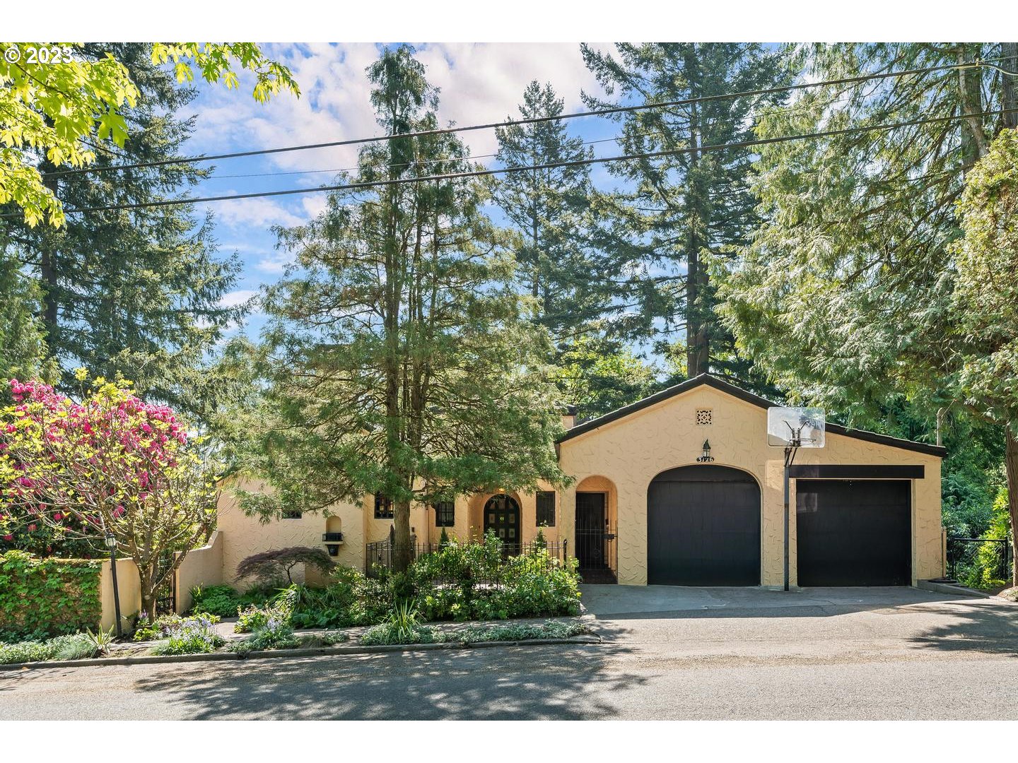 3126 SW FAIRVIEW BLVD, Portland, OR 97205