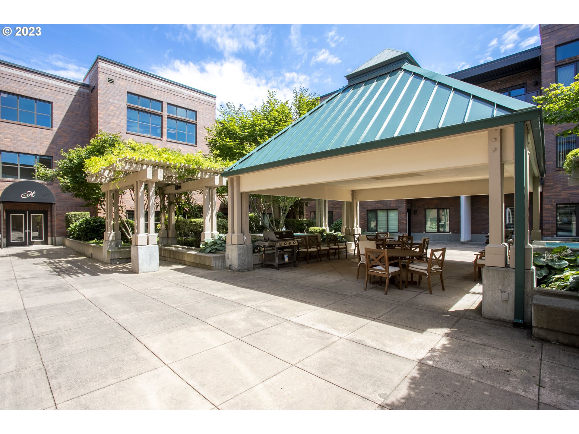 400 W 8th St #210W, Vancouver, WA 98660