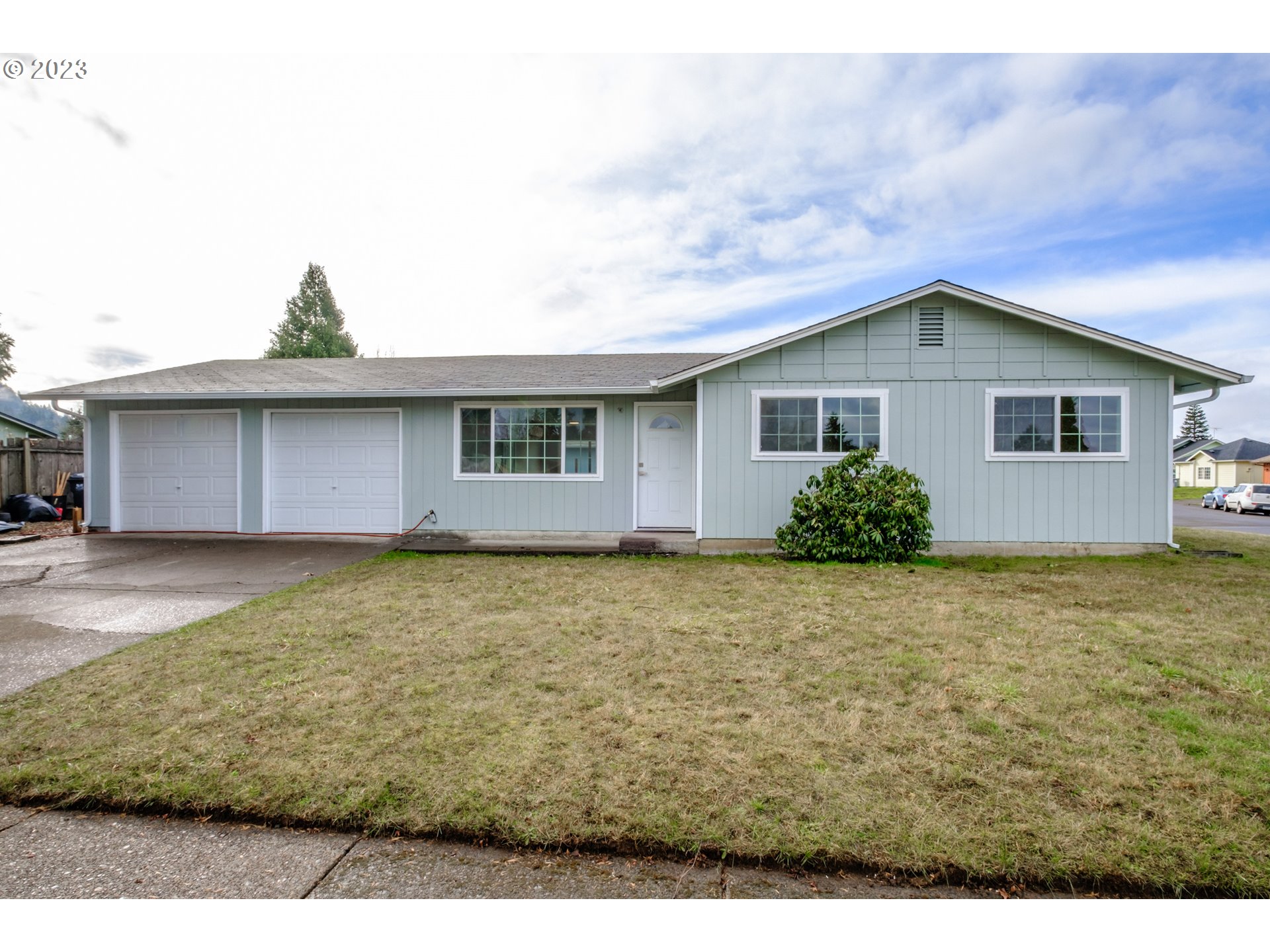 5355 D ST, Springfield, OR 97478