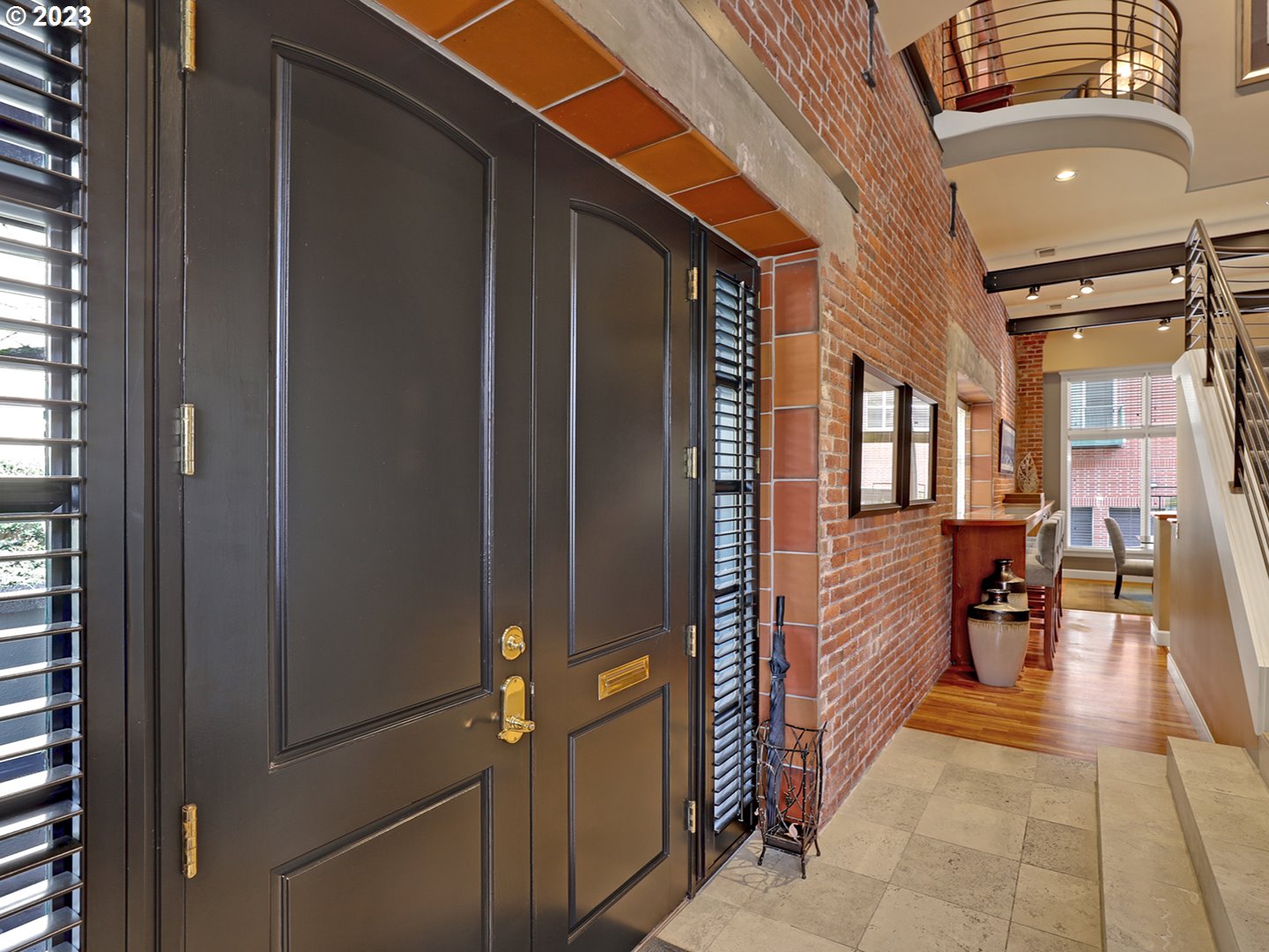 636 NW 11TH AVE Portland, OR 97209