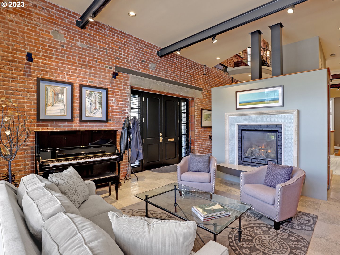 636 NW 11TH AVE Portland, OR 97209