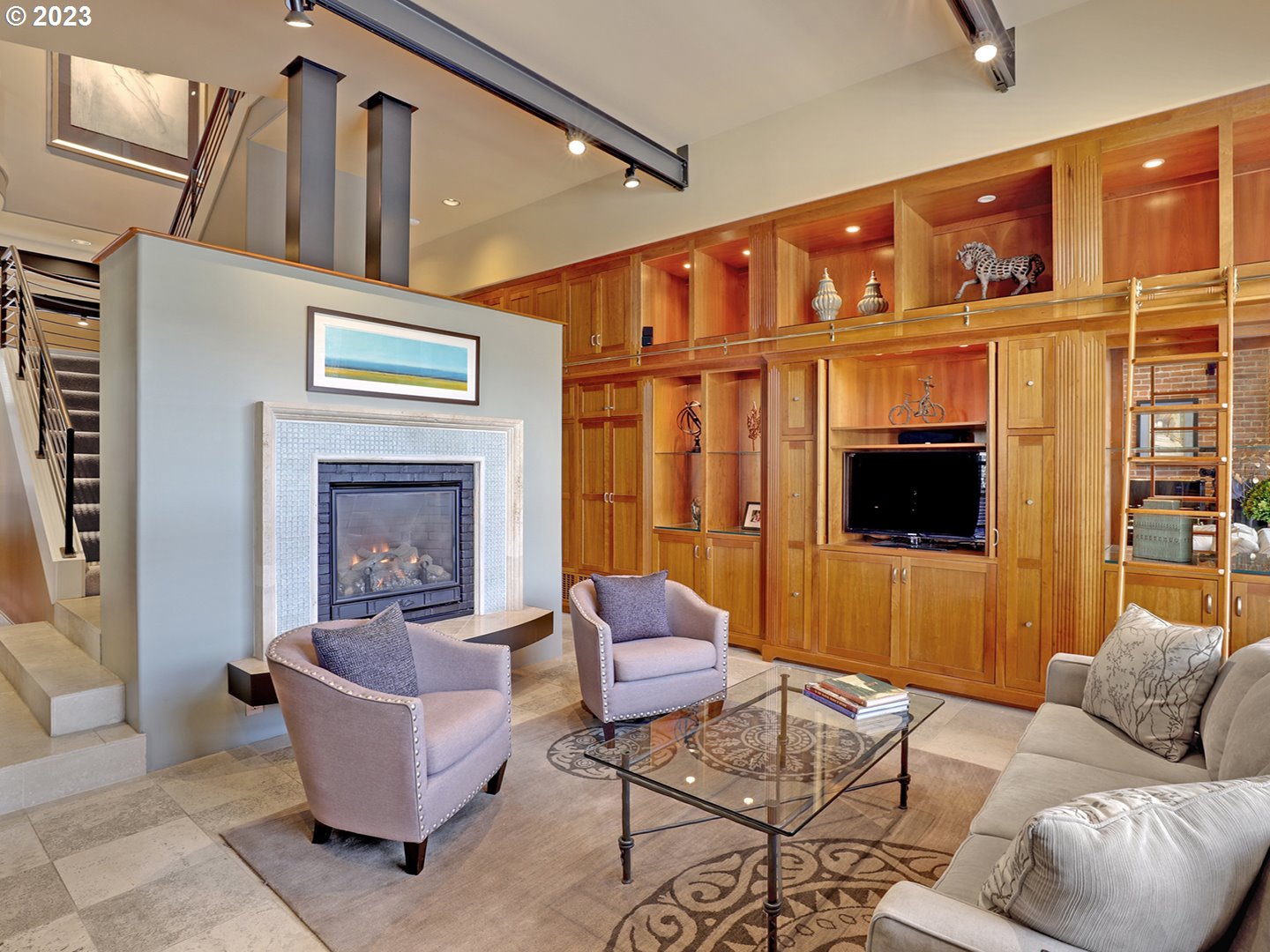 636 NW 11TH AVE Portland, OR 97209