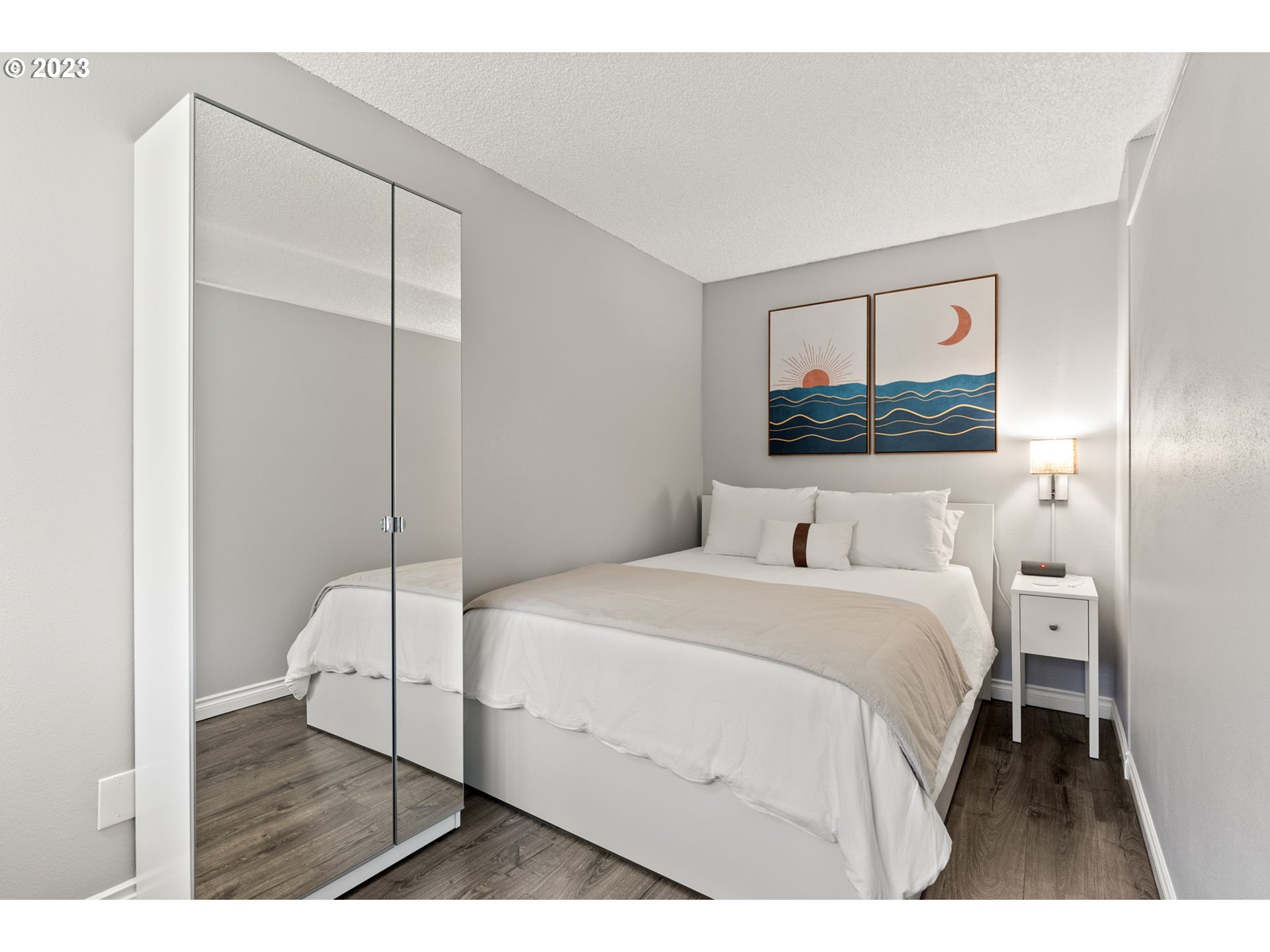 Photo #5: 23320220 Listing 