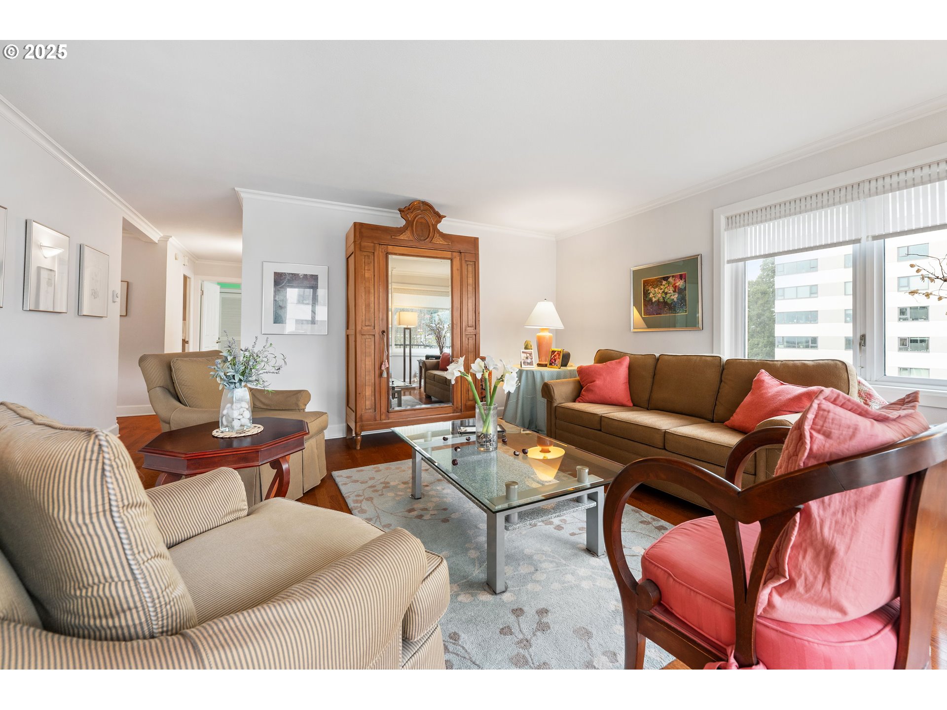 Photo #10: 233235526 Listing: Photo #10