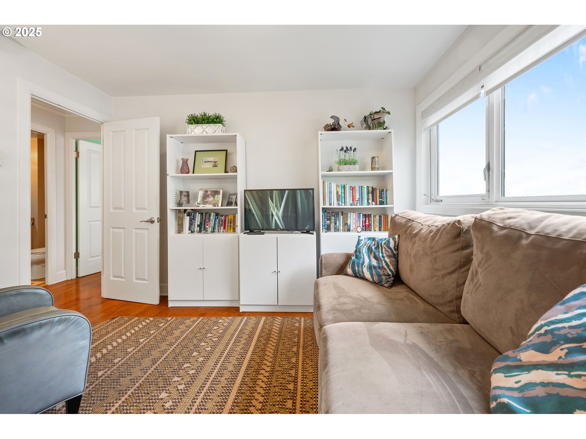 Photo #22: 233235526 Listing: Photo #22