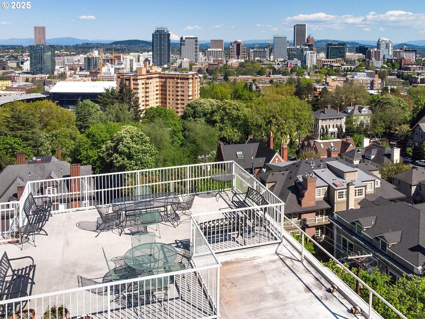 Photo #33: 233235526 Listing: Photo #33