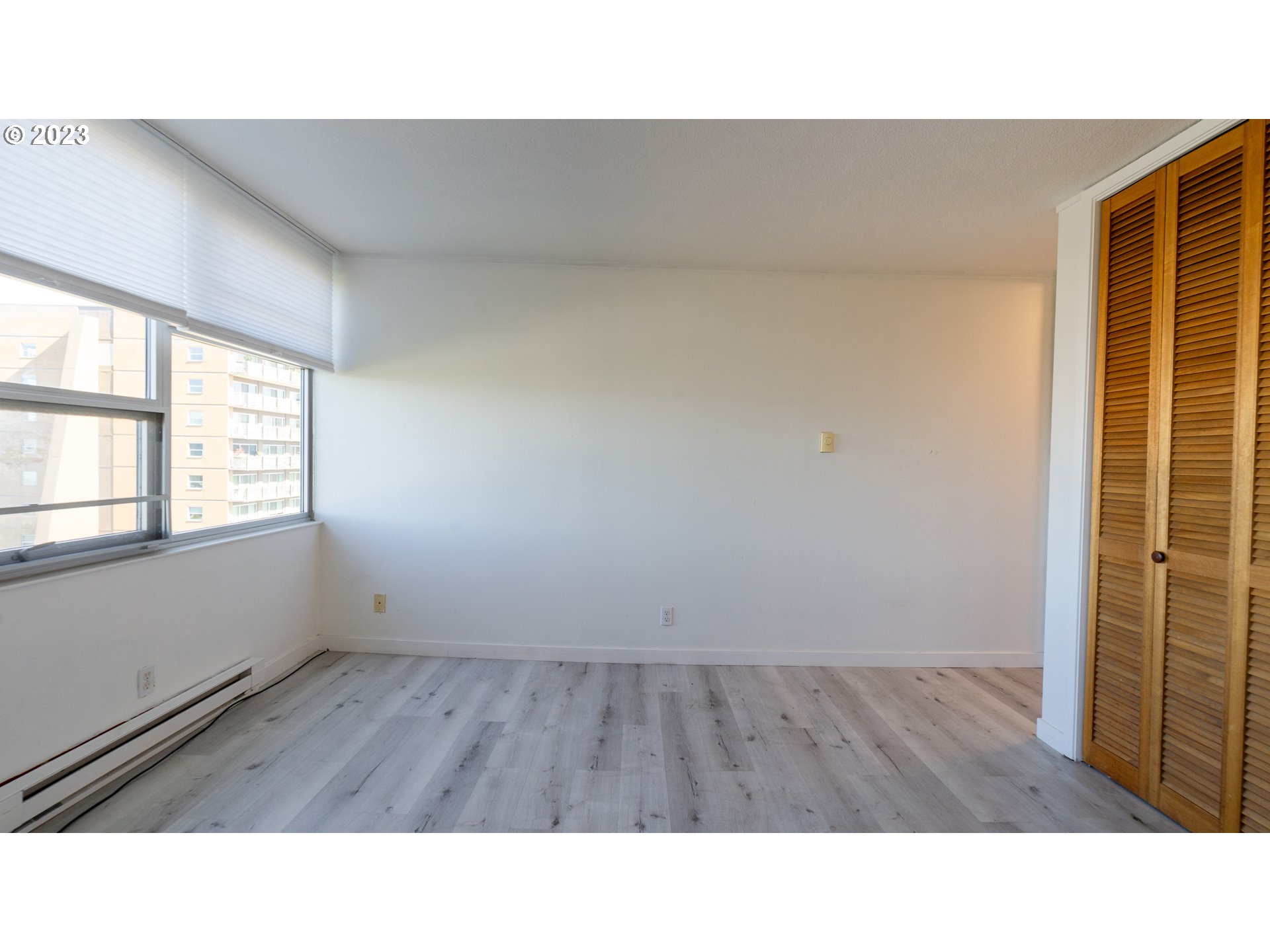 Photo #2: 23326279 Listing 