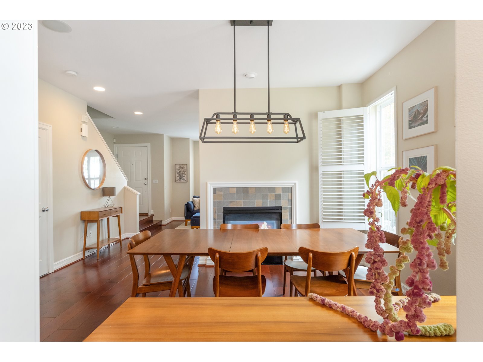 Photo #3: 23327028 Listing 
