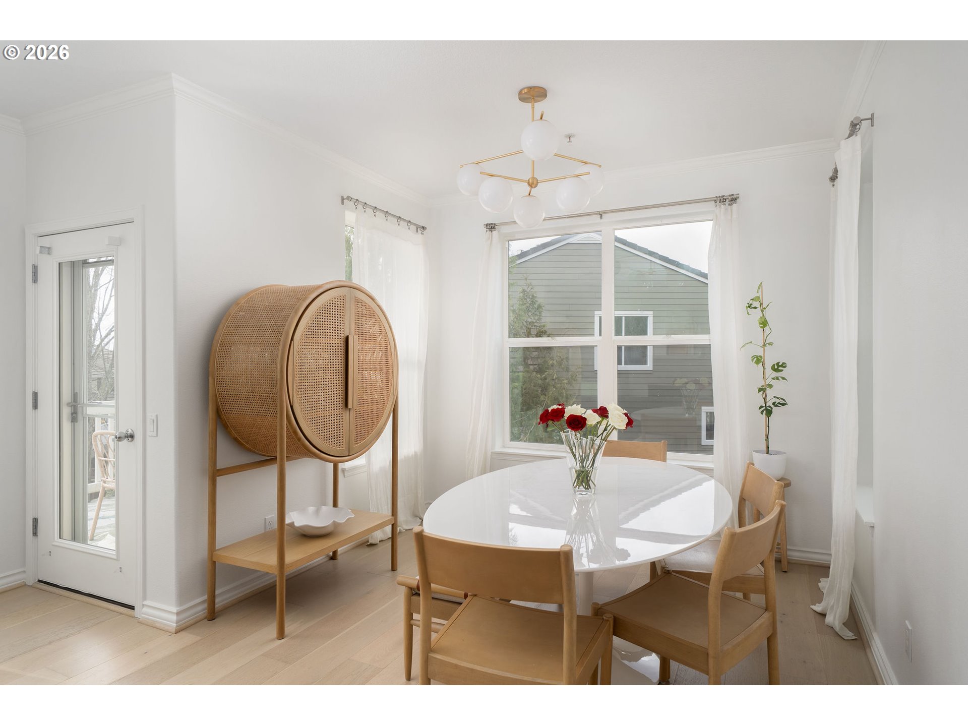 Photo #10: 233281758 Listing: Photo #10