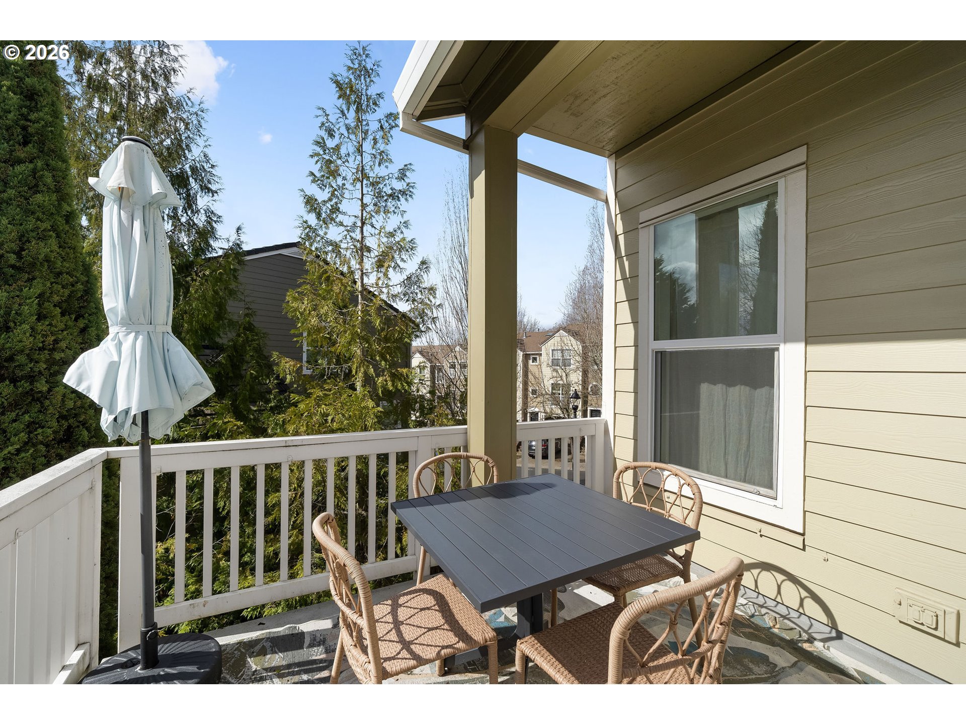 Photo #22: 233281758 Listing: Photo #22