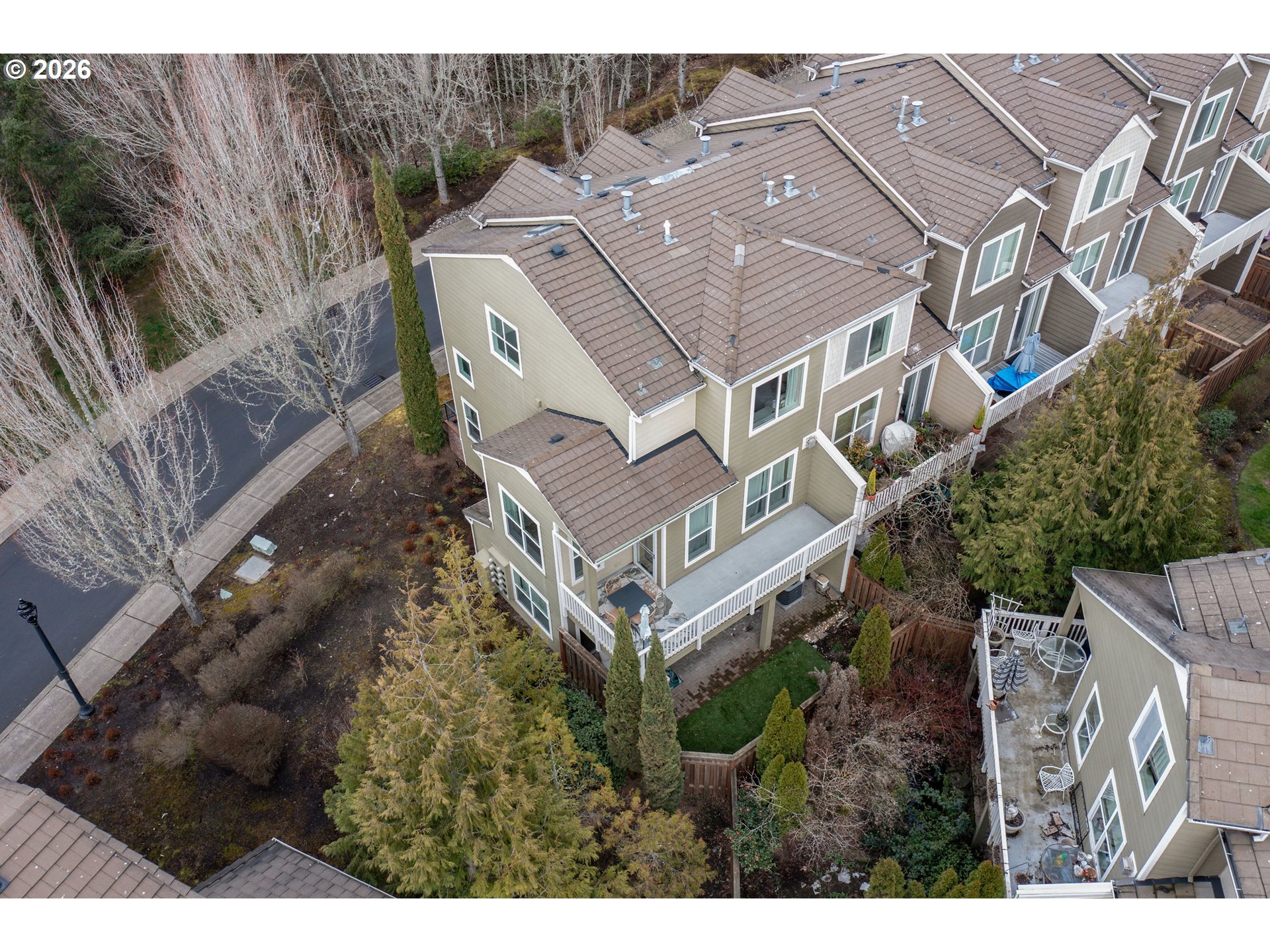 Photo #3: 233281758 Listing: Photo #3