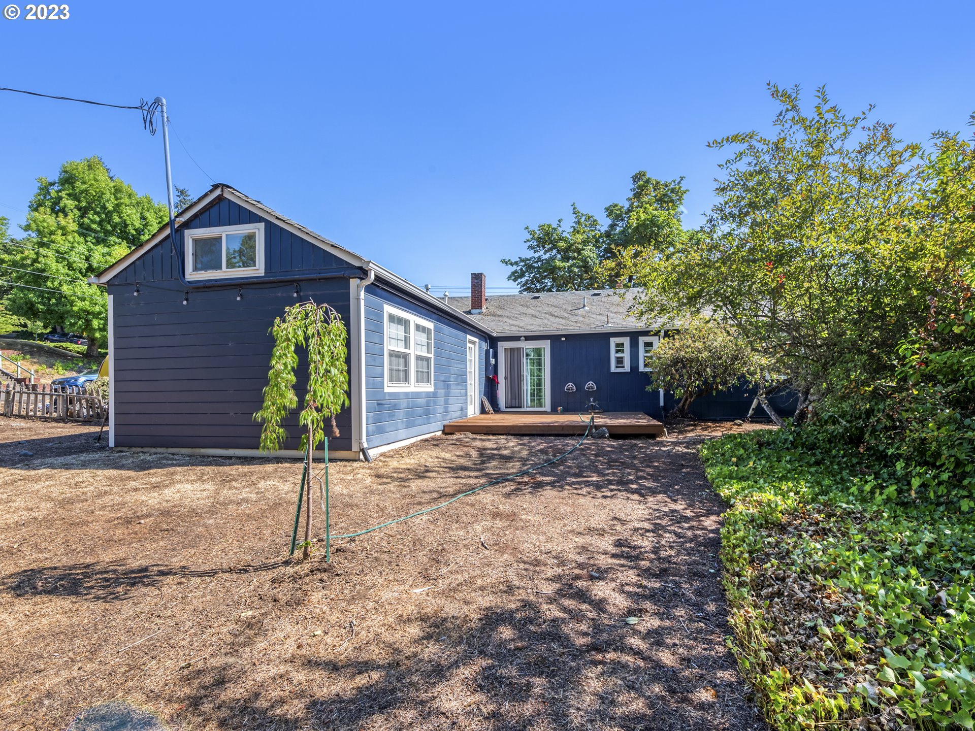 1185 E 28TH AVE