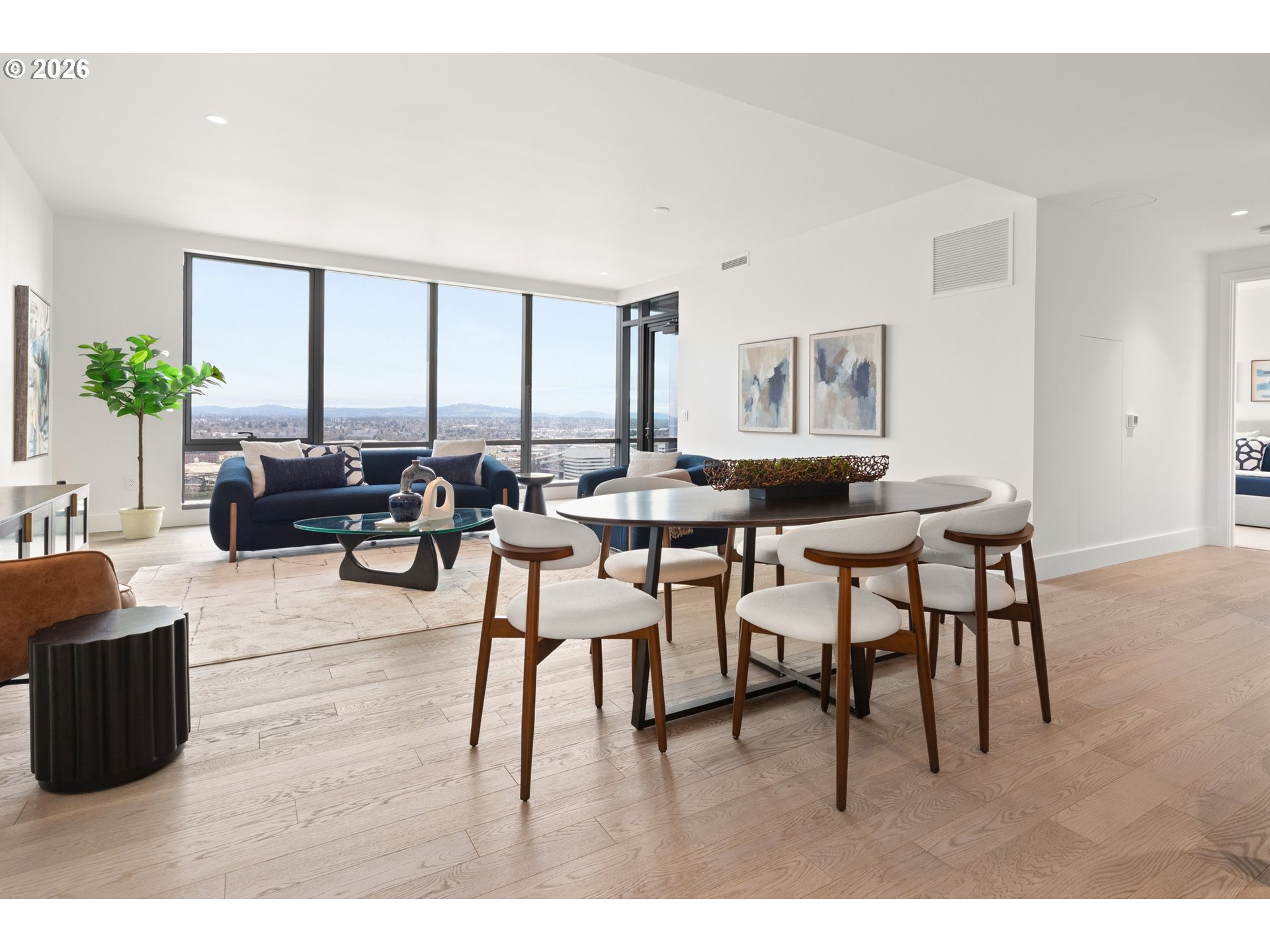 Photo #11: 233460722 Listing: Photo #11