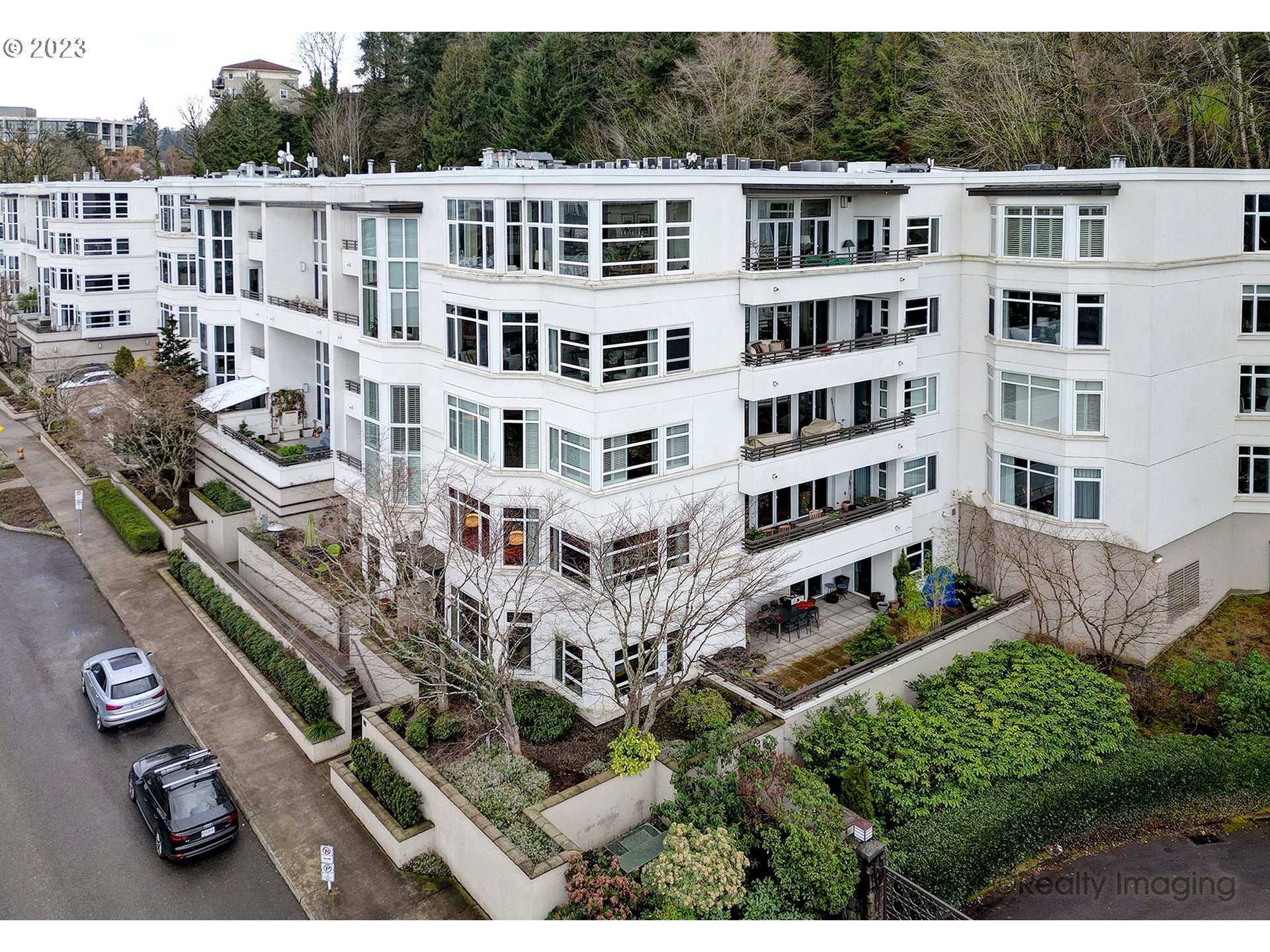 2445 NW WESTOVER RD Unit: 417, Portland OR, 97210
