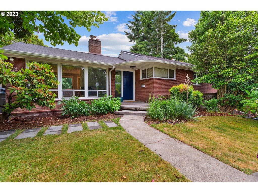 9820 SW ARDENWOOD ST ,  Portland, OR 97225