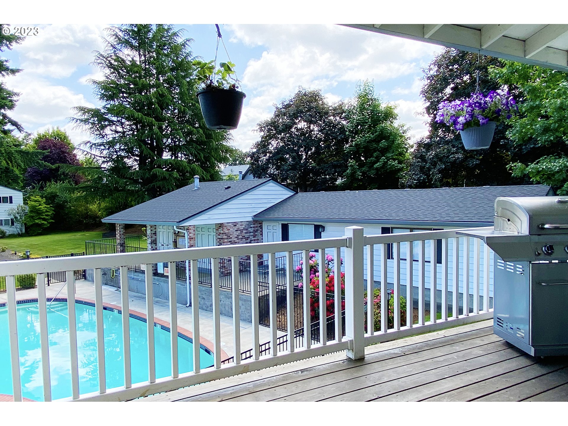 Photo #6: 23384445 Listing 