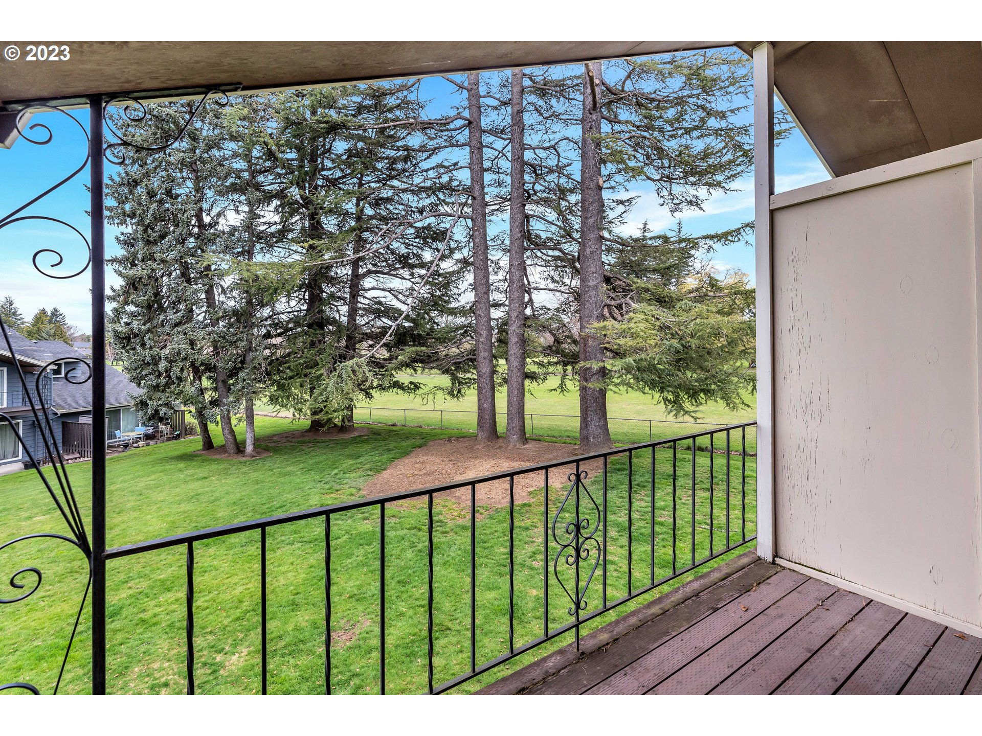 Photo #8: 23384620 Listing 