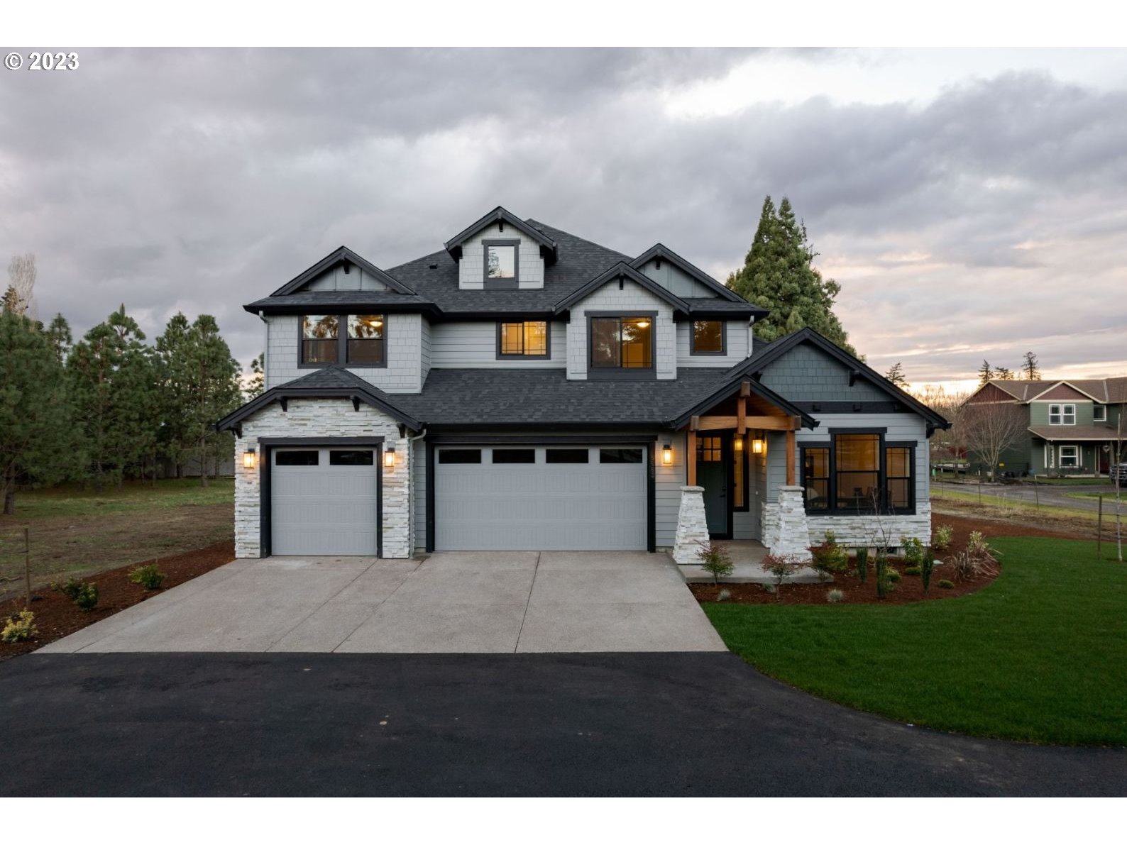 Hillsboro / Orenco Station