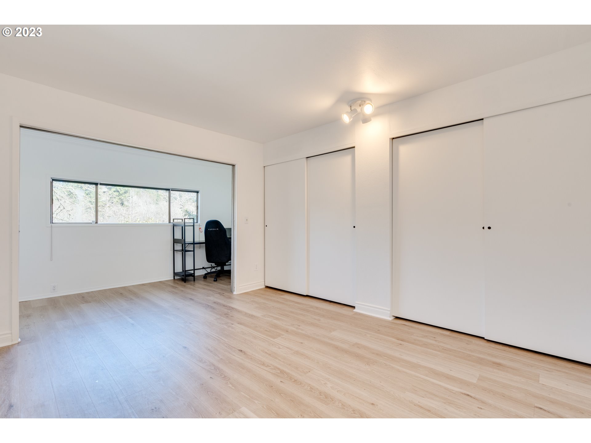Photo #6: 23386894 Listing 